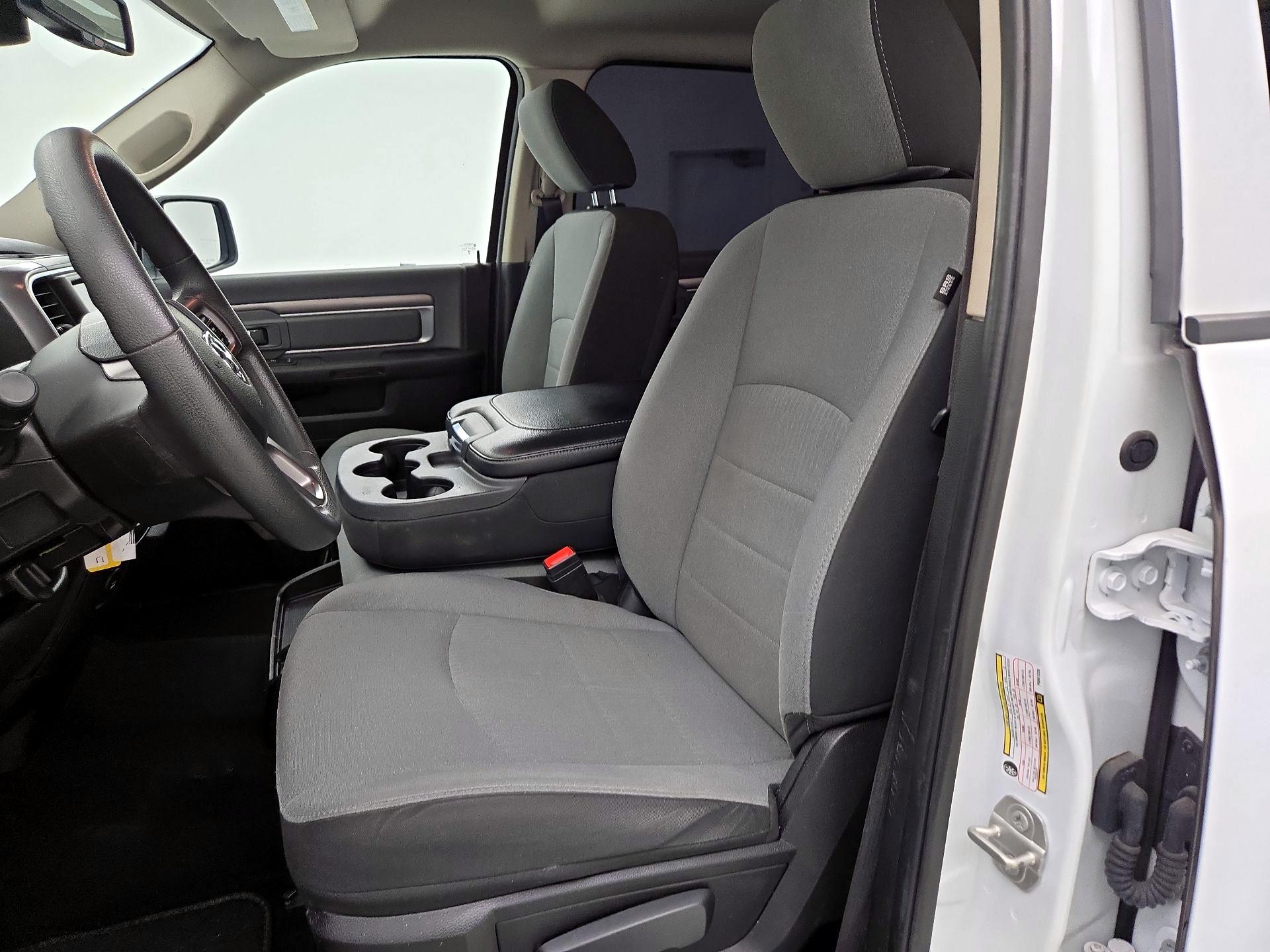 Thumbnail: 2023 RAM 1500 Classic - 11