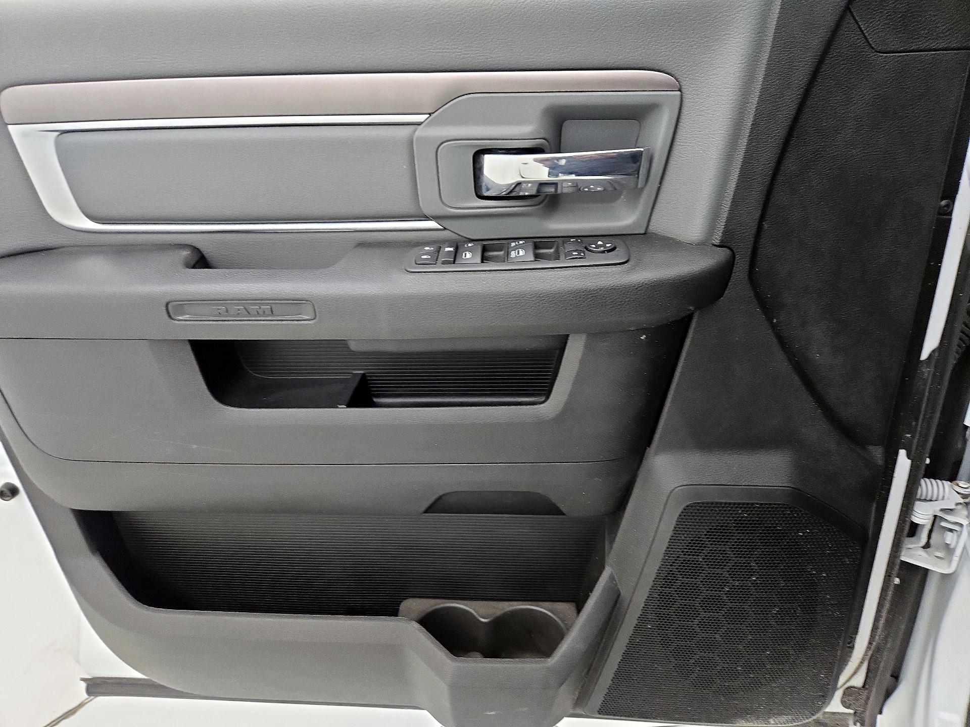 Thumbnail: 2023 RAM 1500 Classic - 12