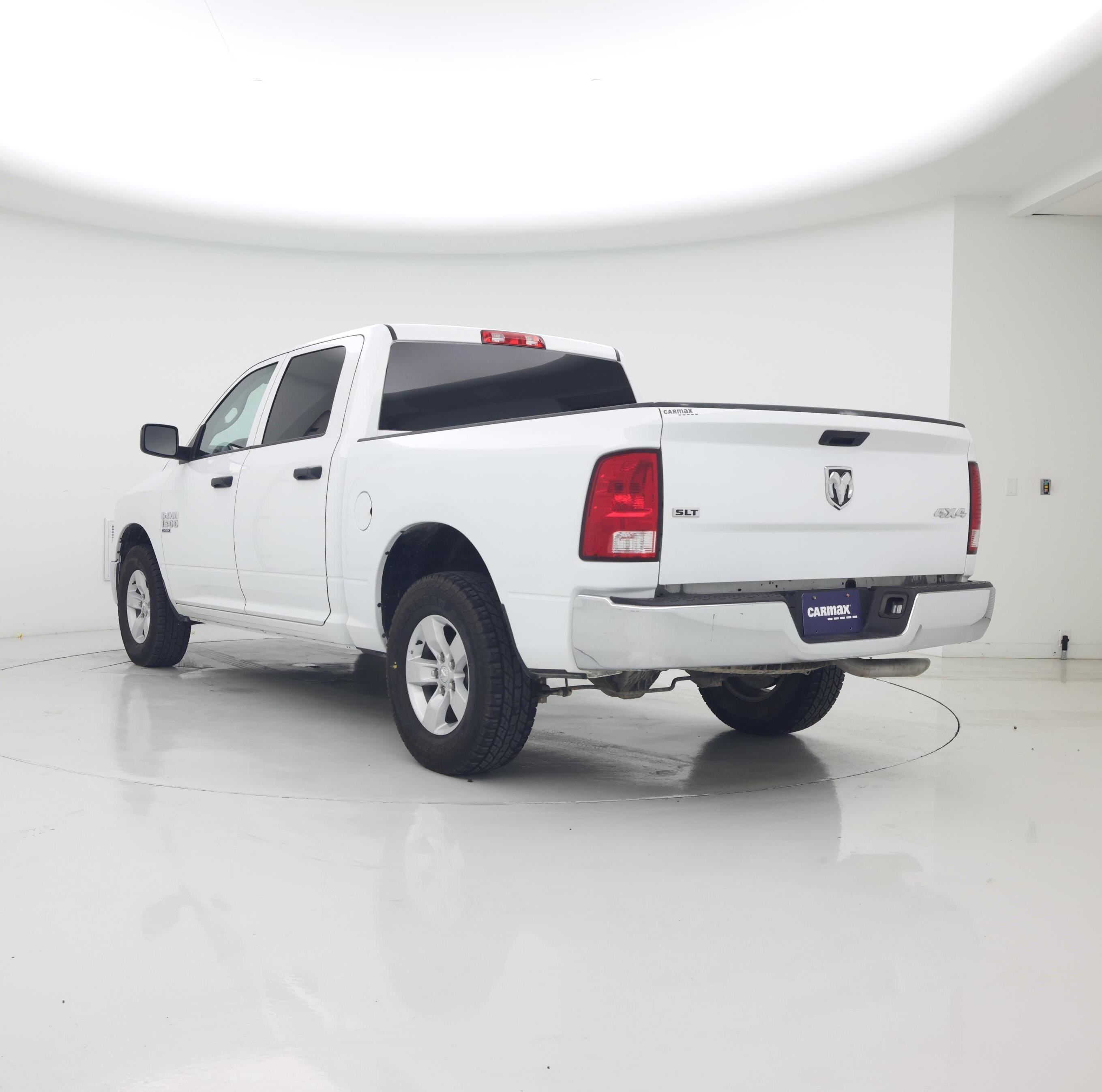 Thumbnail: 2023 RAM 1500 Classic - 2