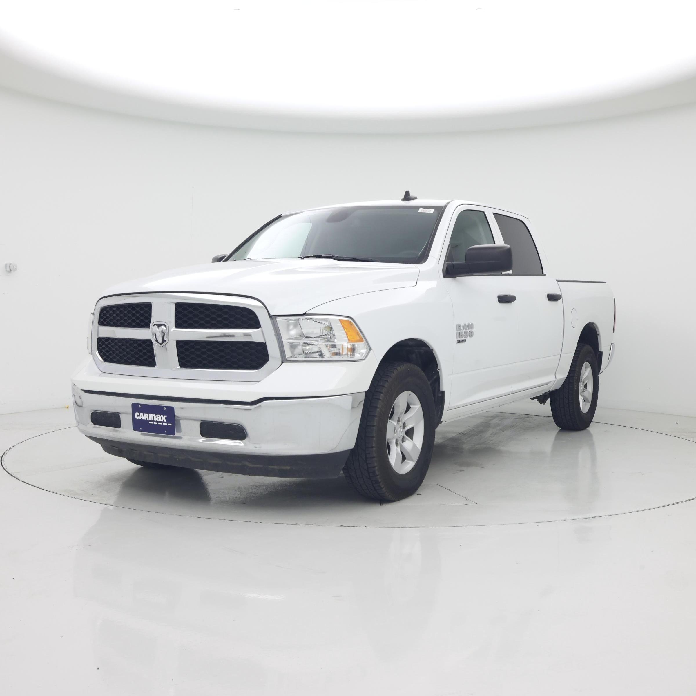 Thumbnail: 2023 RAM 1500 Classic - 4