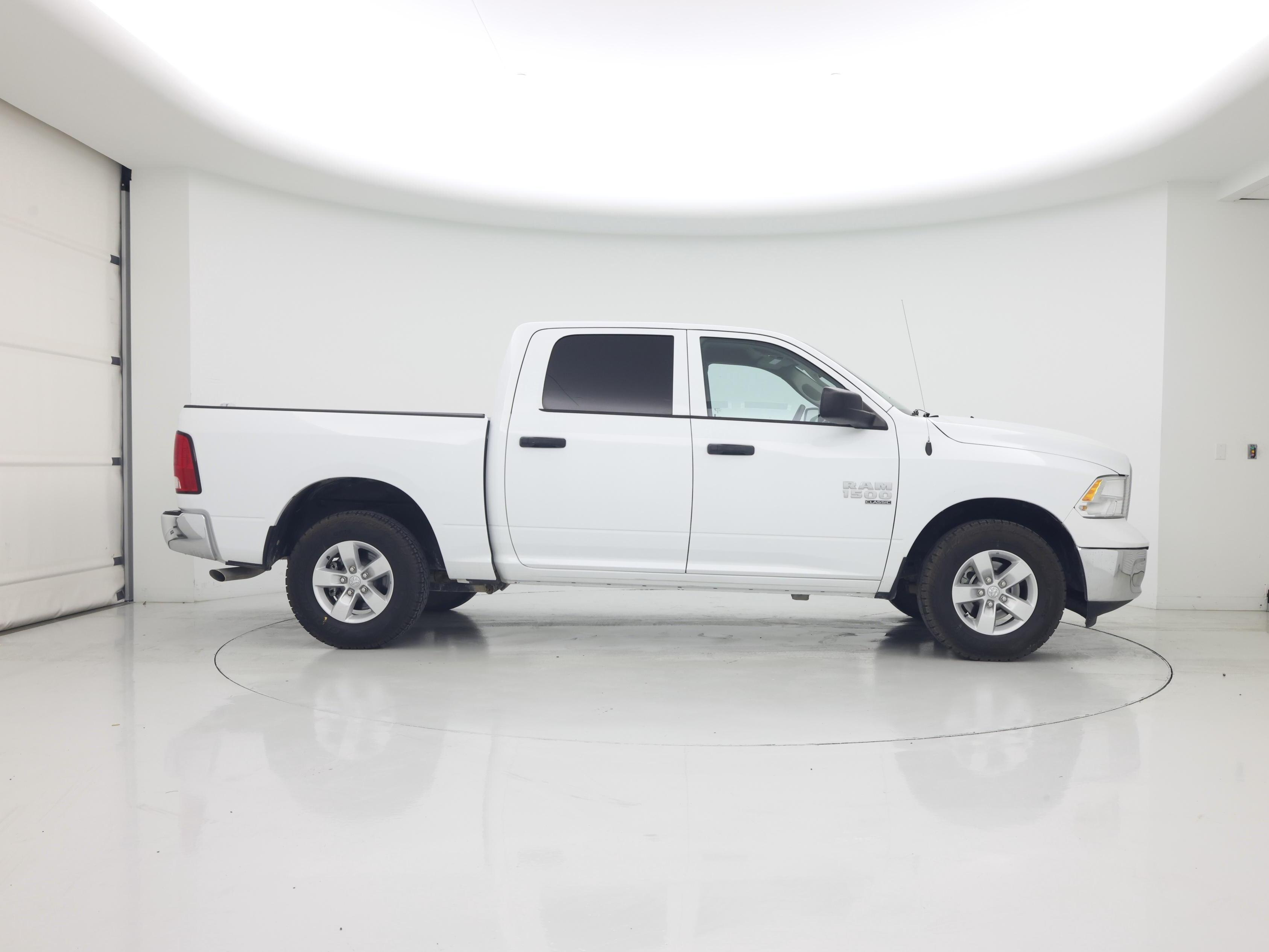 Thumbnail: 2023 RAM 1500 Classic - 7