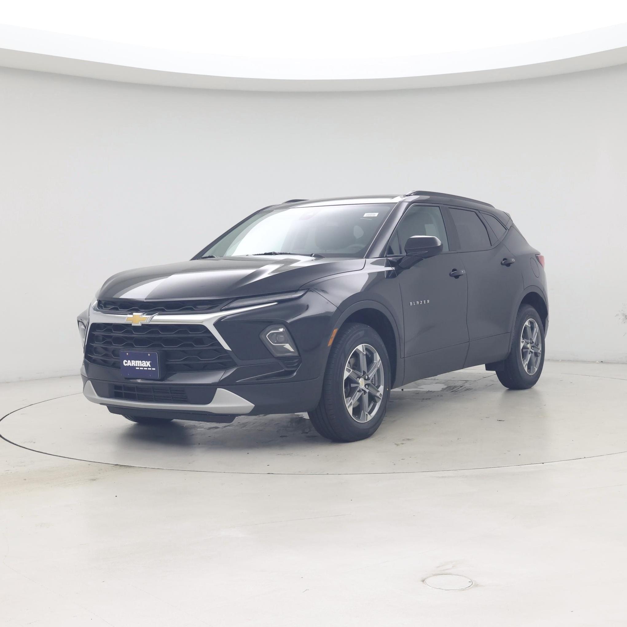 Thumbnail: 2023 Chevrolet Blazer - 4