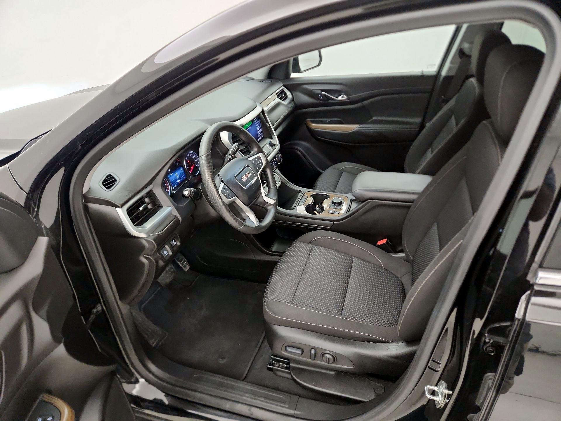 Thumbnail: 2023 GMC Acadia - 11