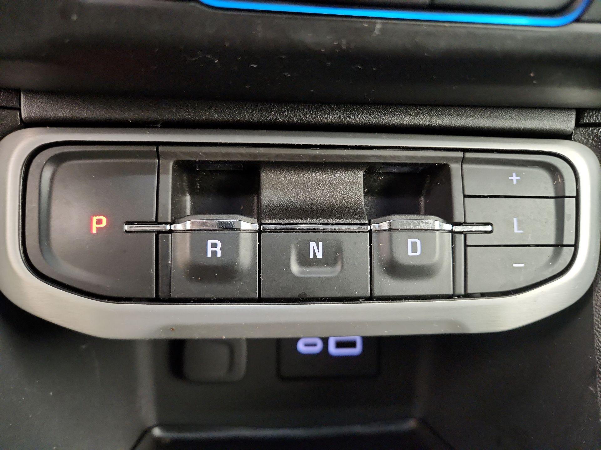 Thumbnail: 2023 GMC Acadia - 17