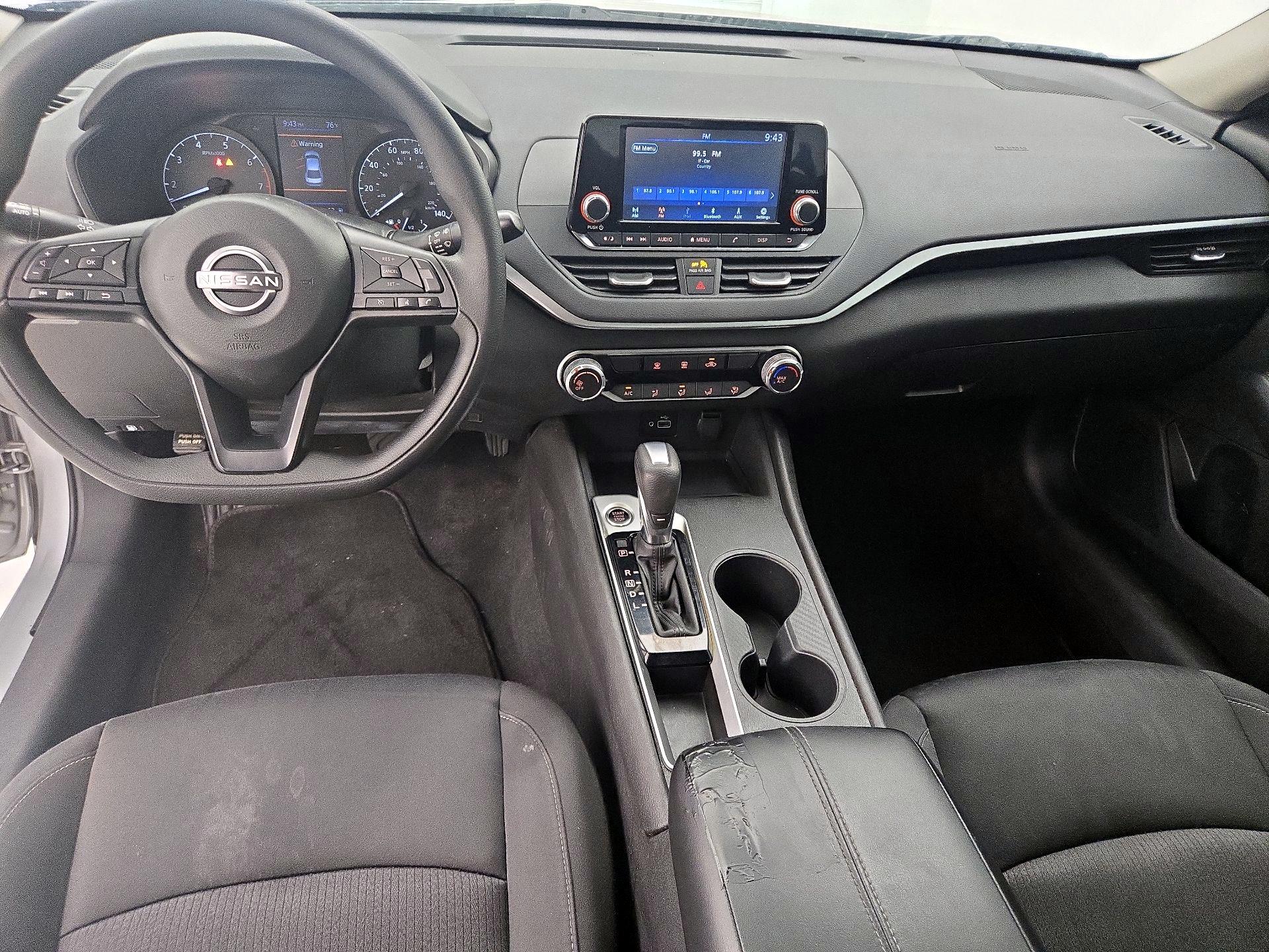 Thumbnail: 2023 Nissan Altima - 9
