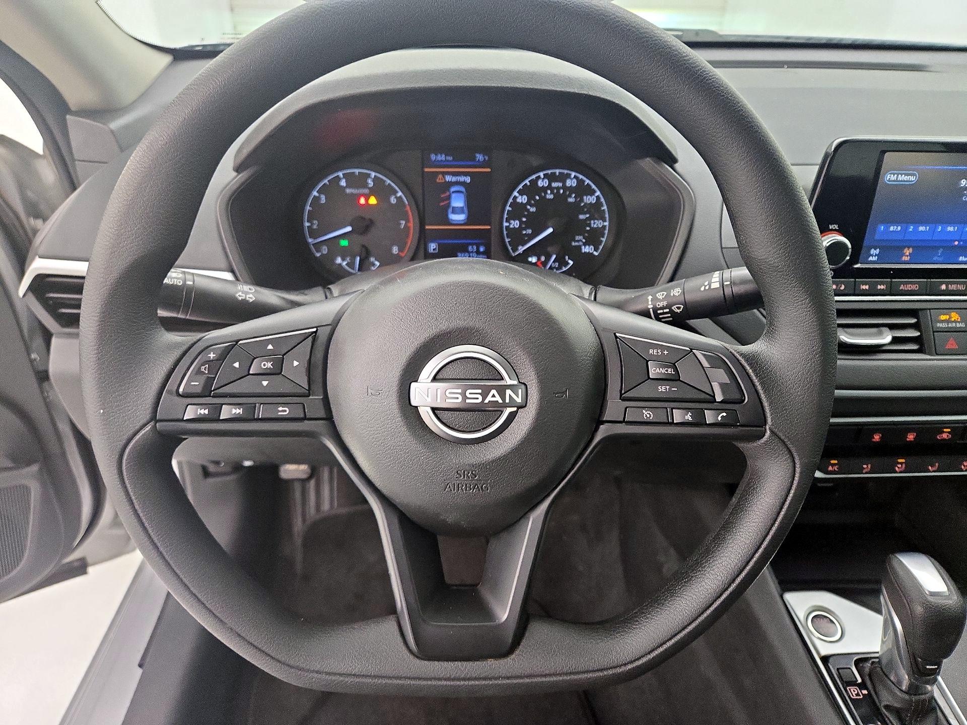 Thumbnail: 2023 Nissan Altima - 10