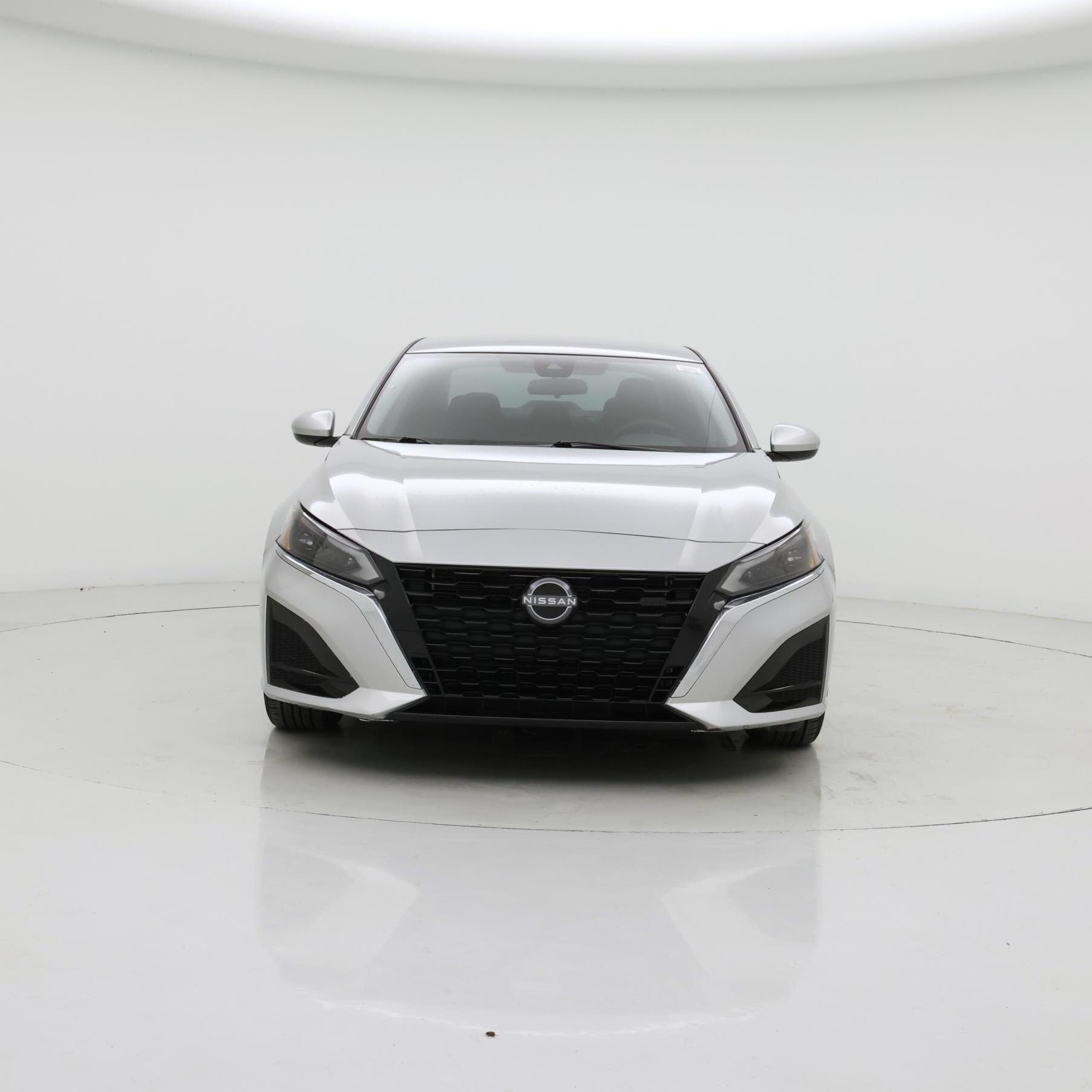 Thumbnail: 2023 Nissan Altima - 5