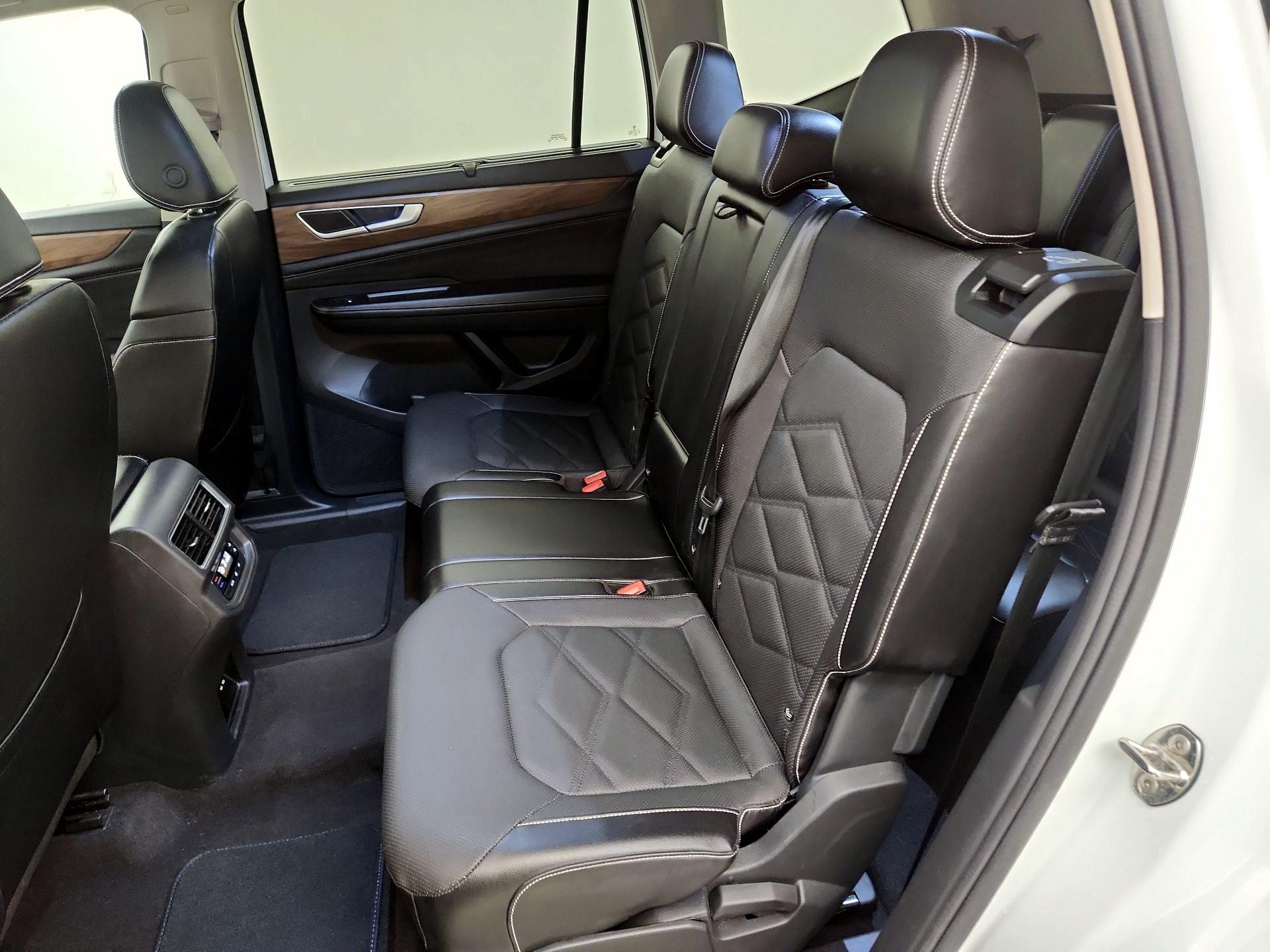 Thumbnail: 2024 Volkswagen Atlas - 20