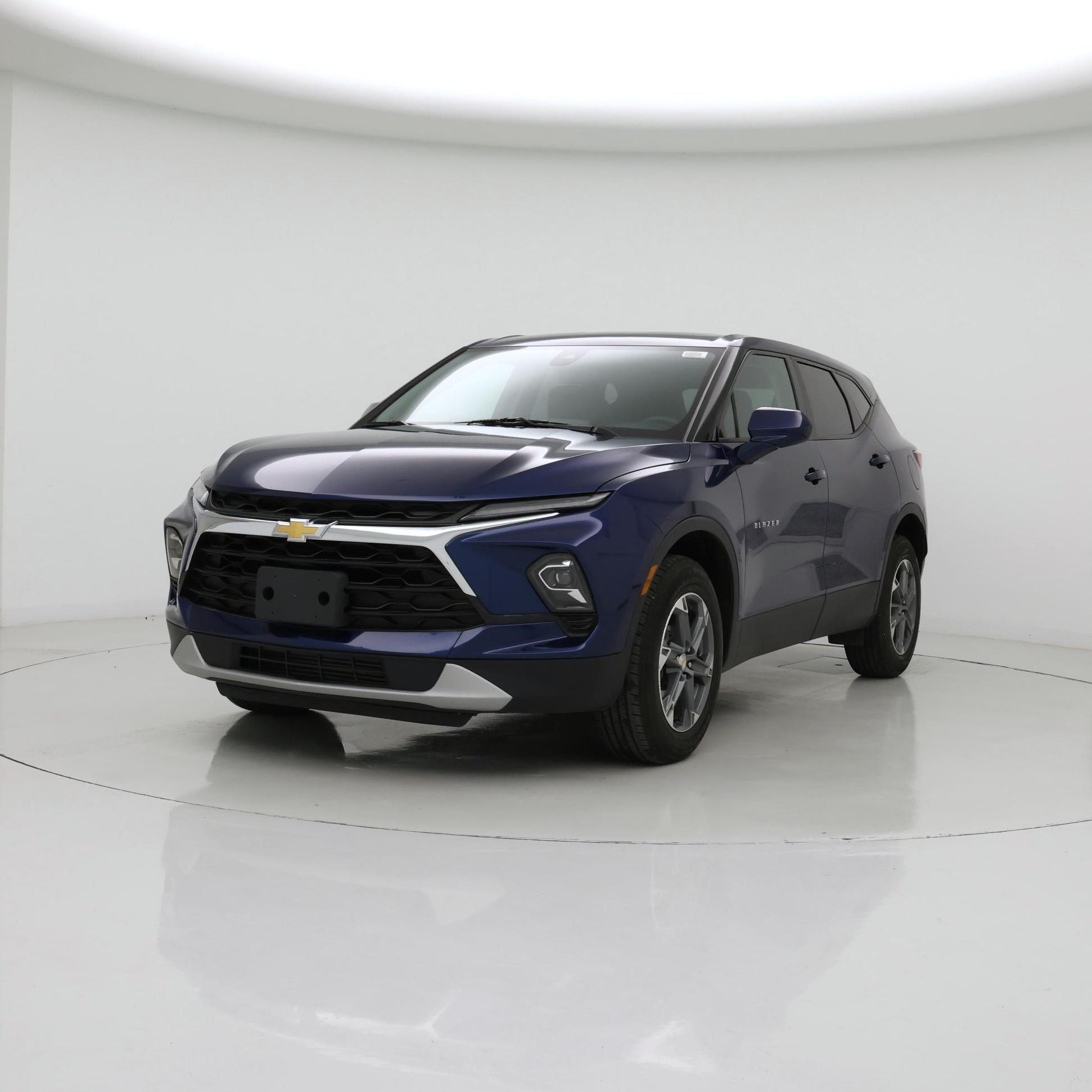 Thumbnail: 2023 Chevrolet Blazer - 4