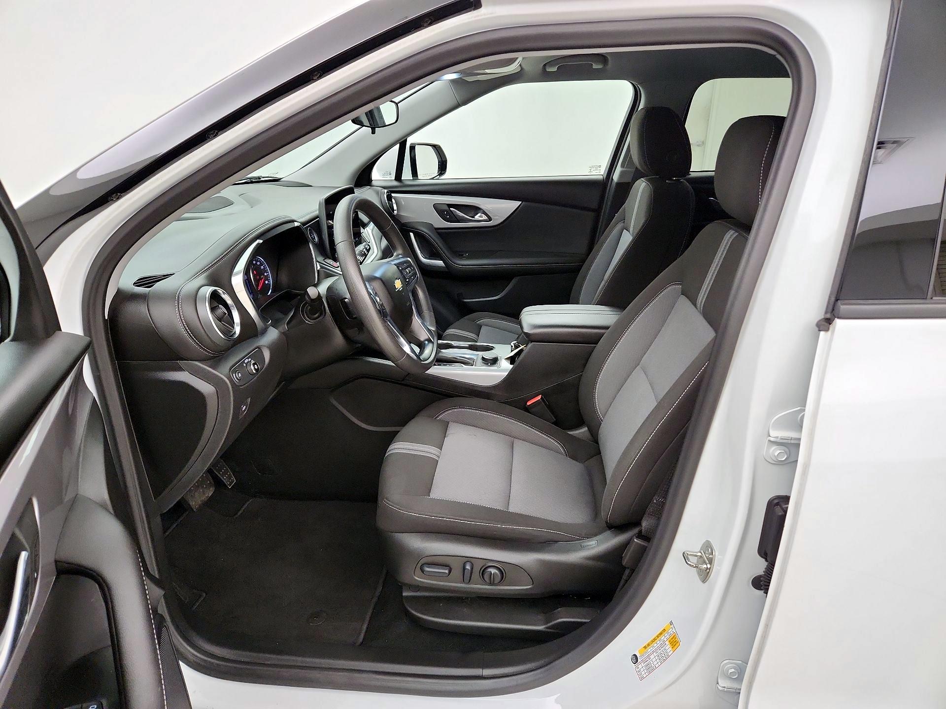 Thumbnail: 2023 Chevrolet Blazer - 11