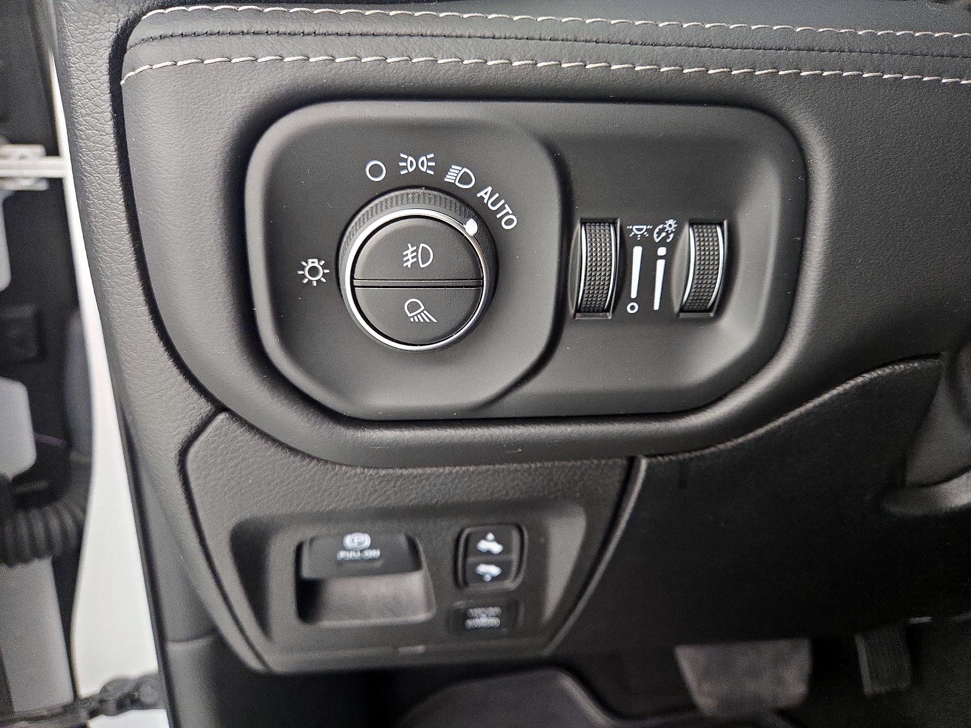 Thumbnail: 2020 RAM 1500 - 13