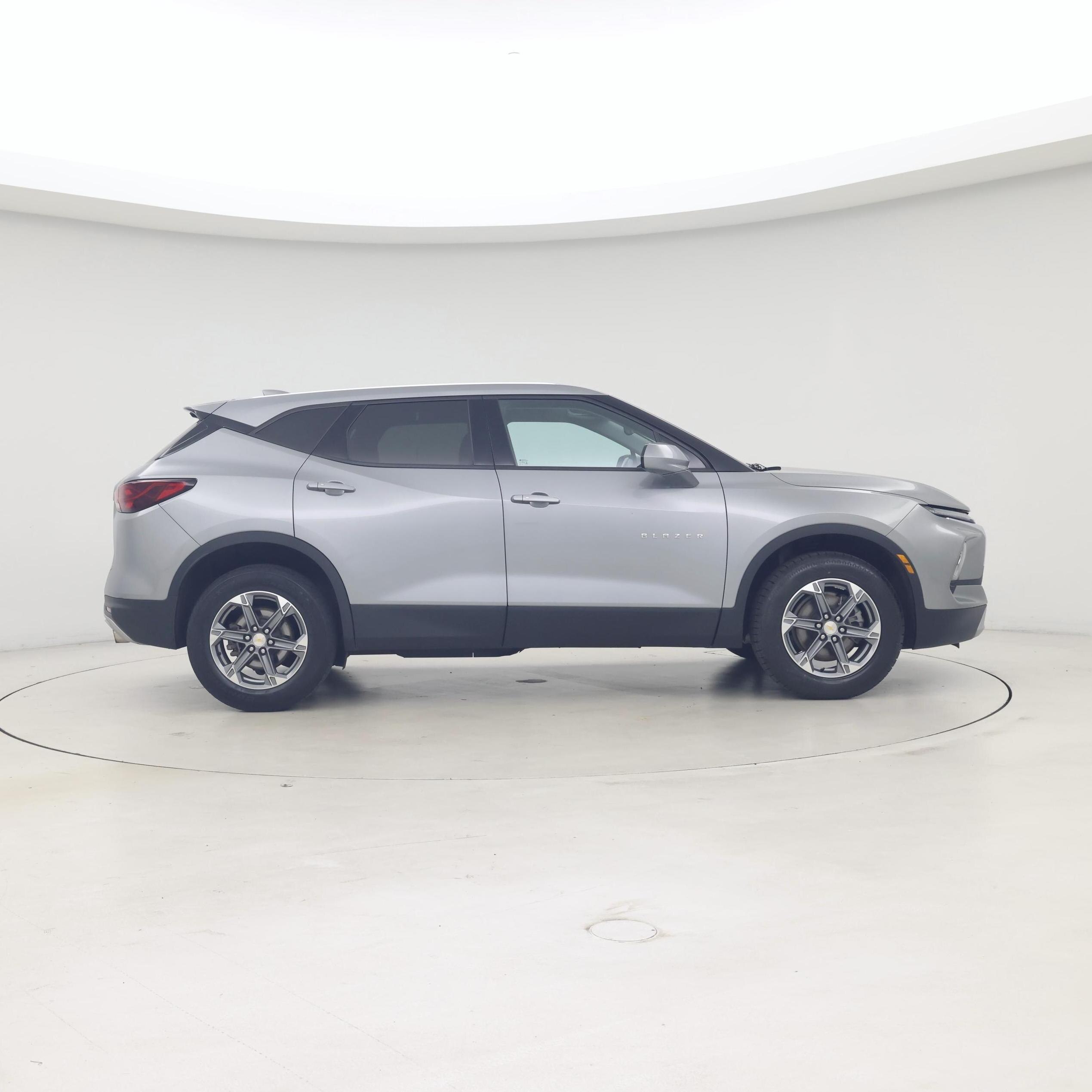 Thumbnail: 2023 Chevrolet Blazer - 7