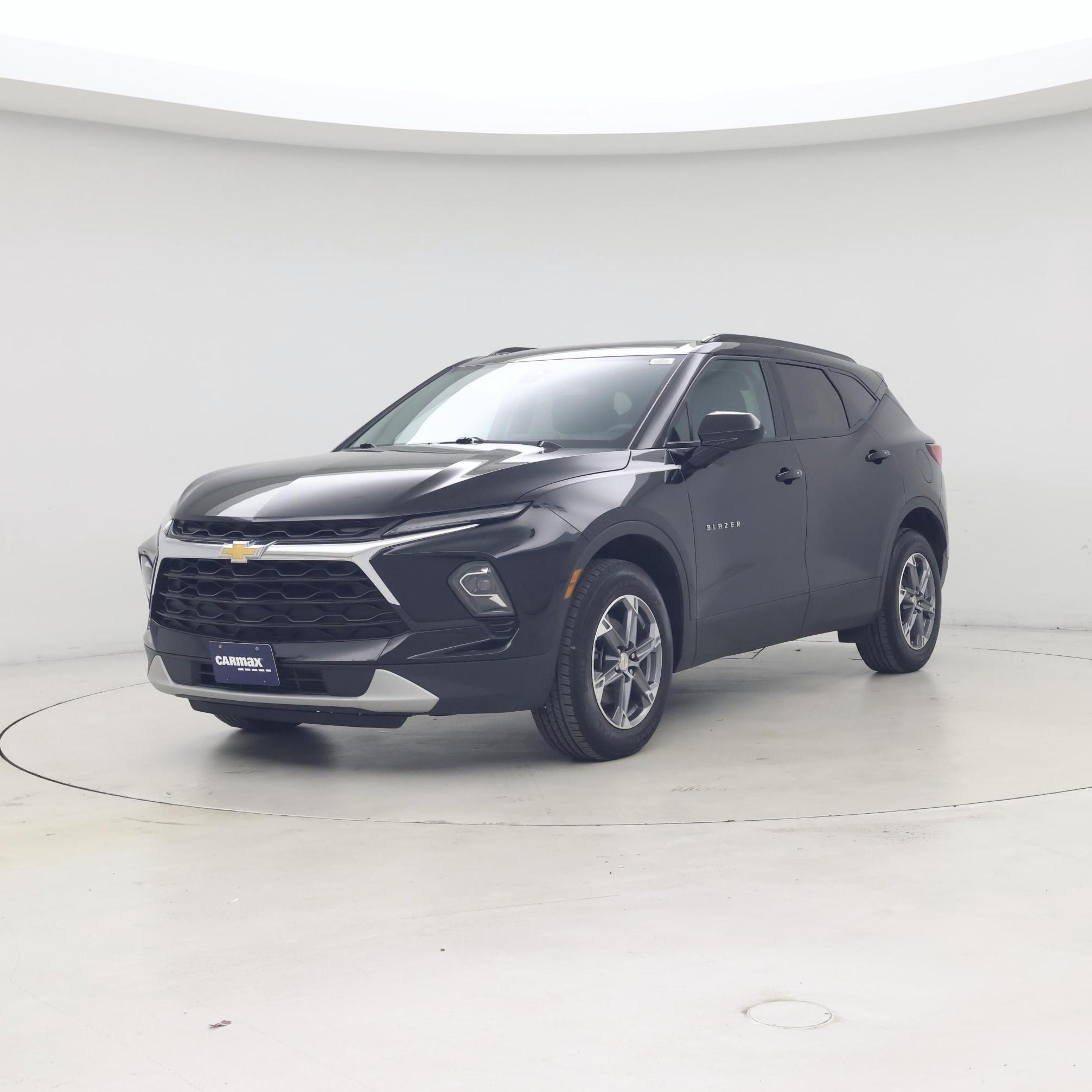 Thumbnail: 2023 Chevrolet Blazer - 4