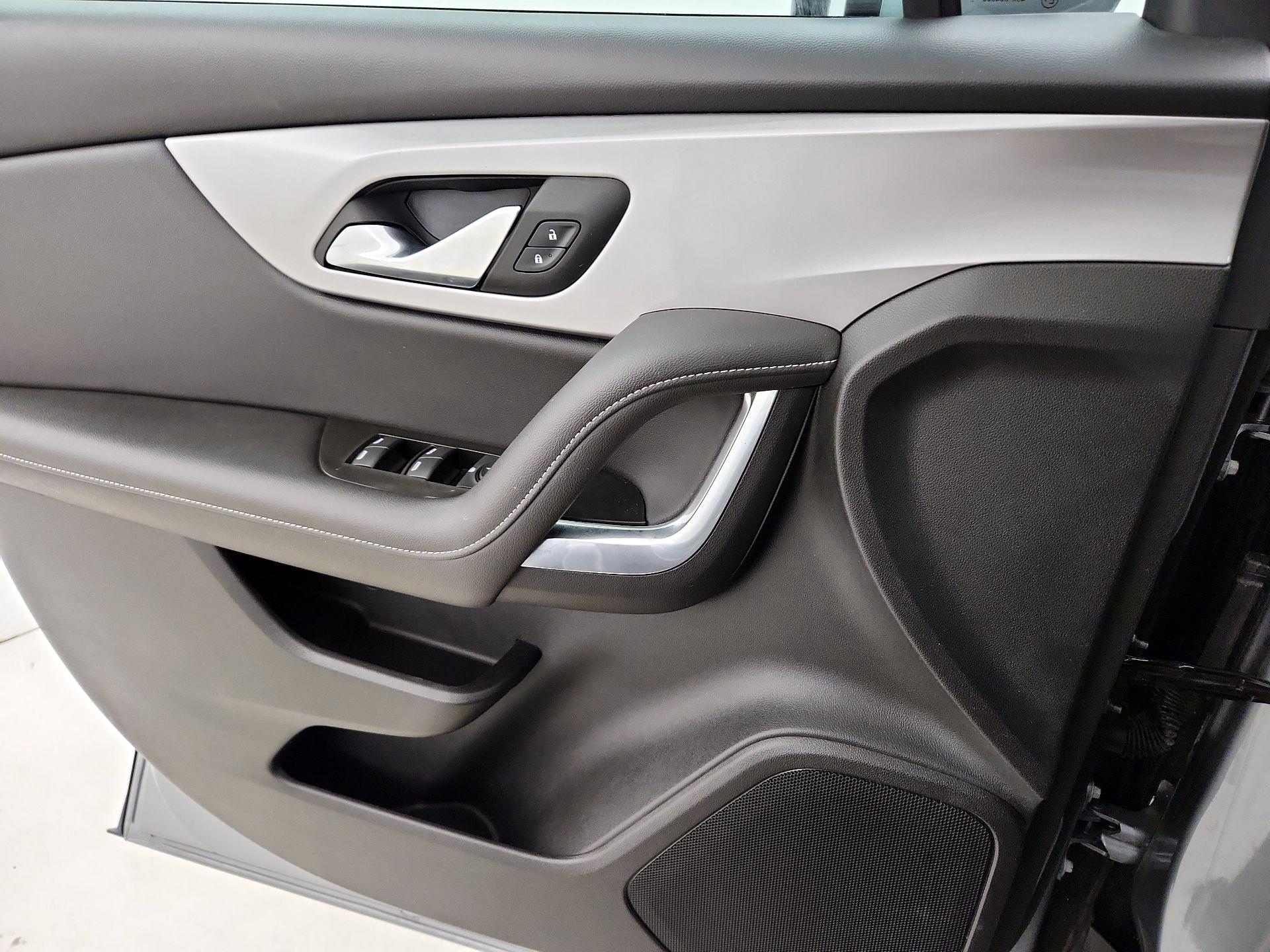 Thumbnail: 2023 Chevrolet Blazer - 12