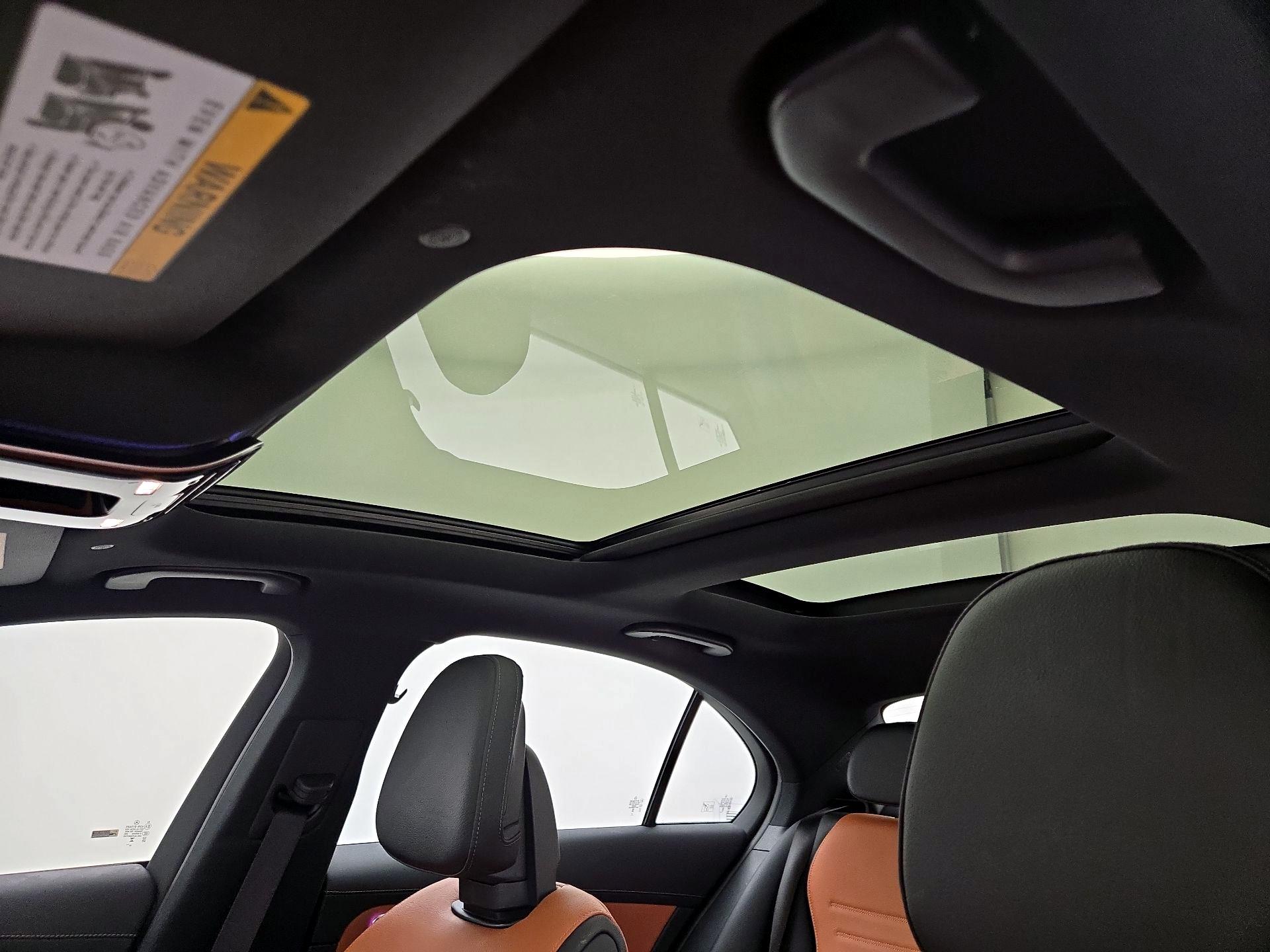 Thumbnail: 2024 Mercedes-Benz C-Class - 19