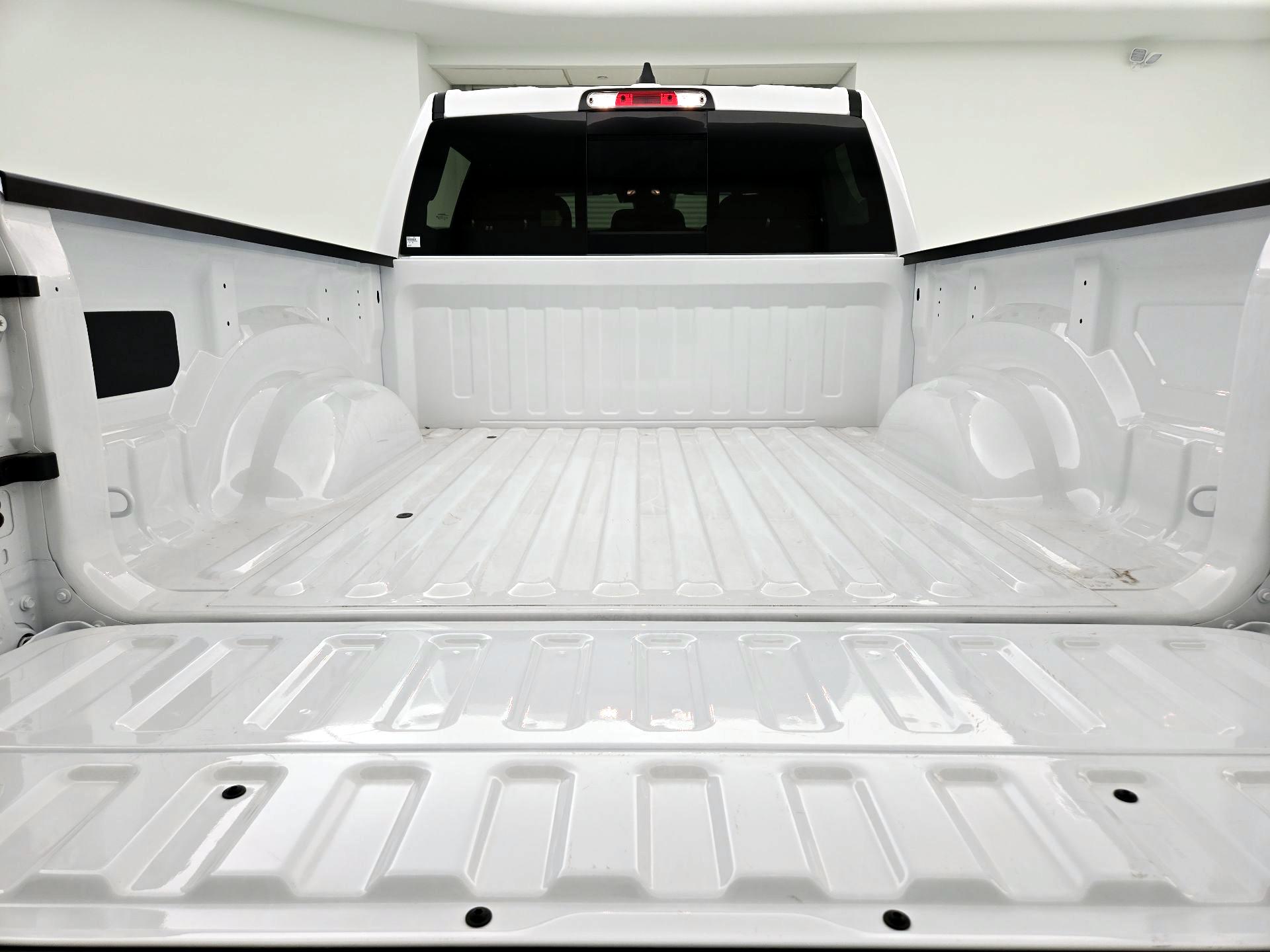 Thumbnail: 2025 RAM 1500 - 20