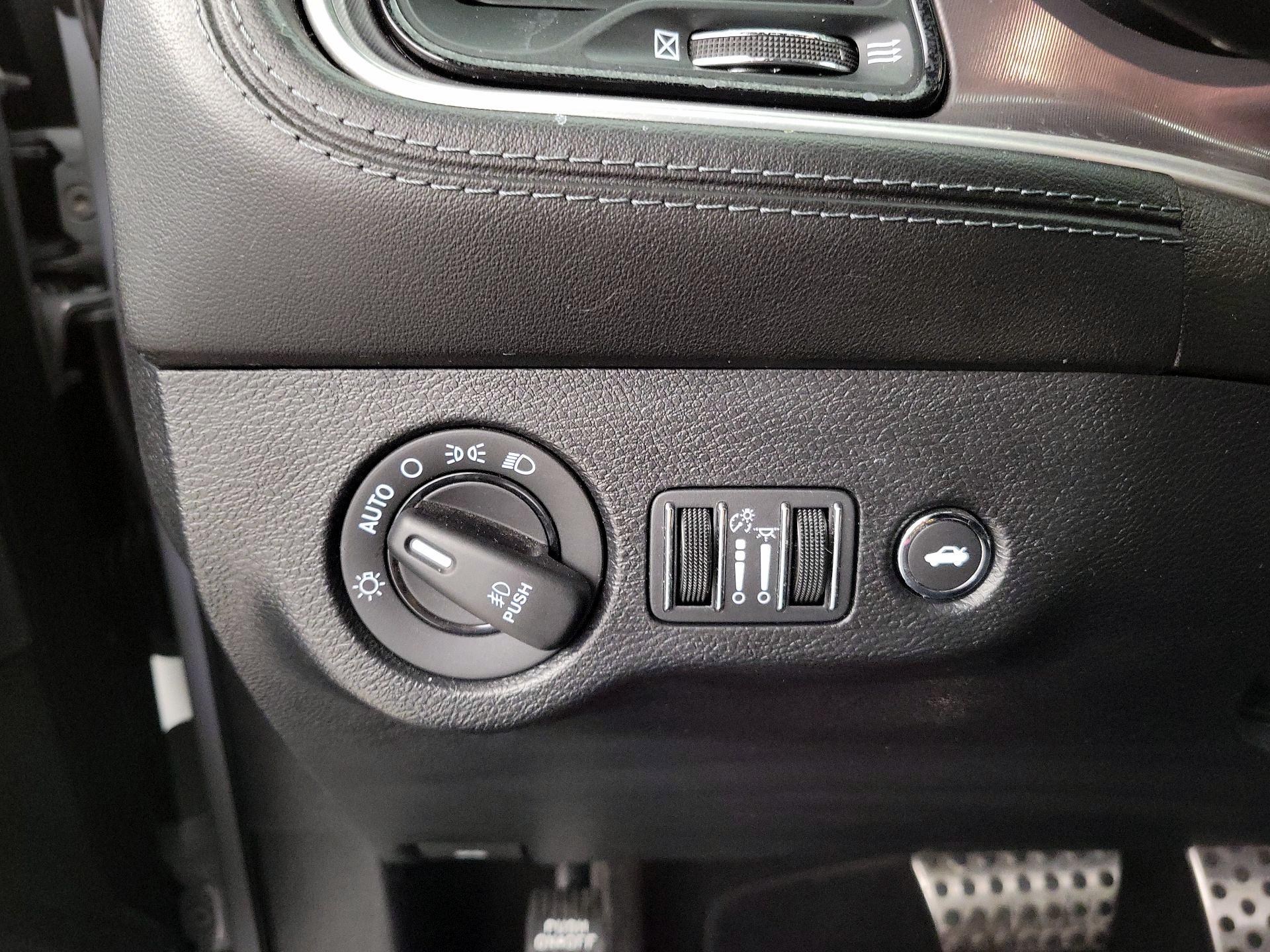 Thumbnail: 2022 Dodge Challenger - 13