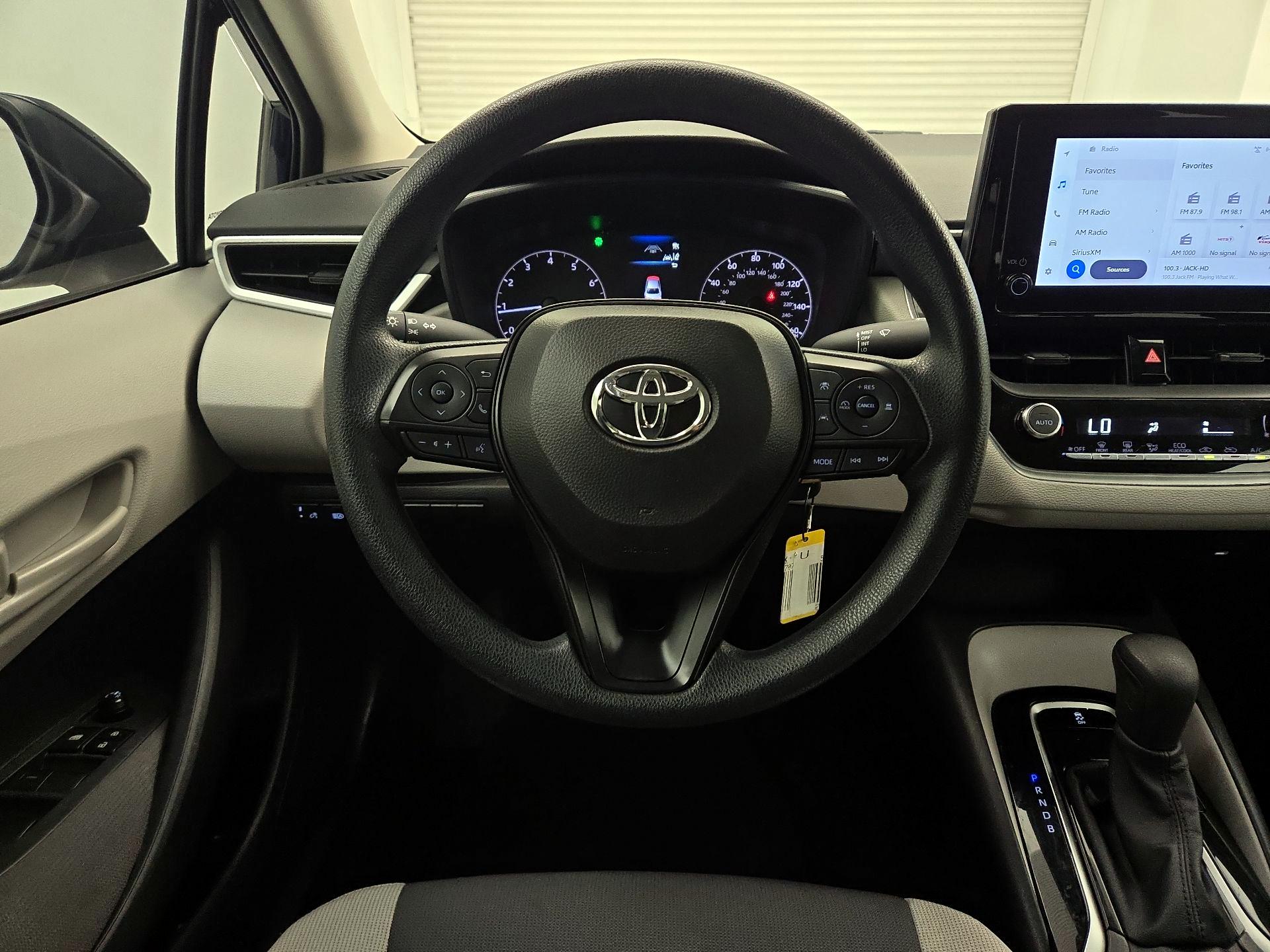 Thumbnail: 2024 Toyota Corolla - 10