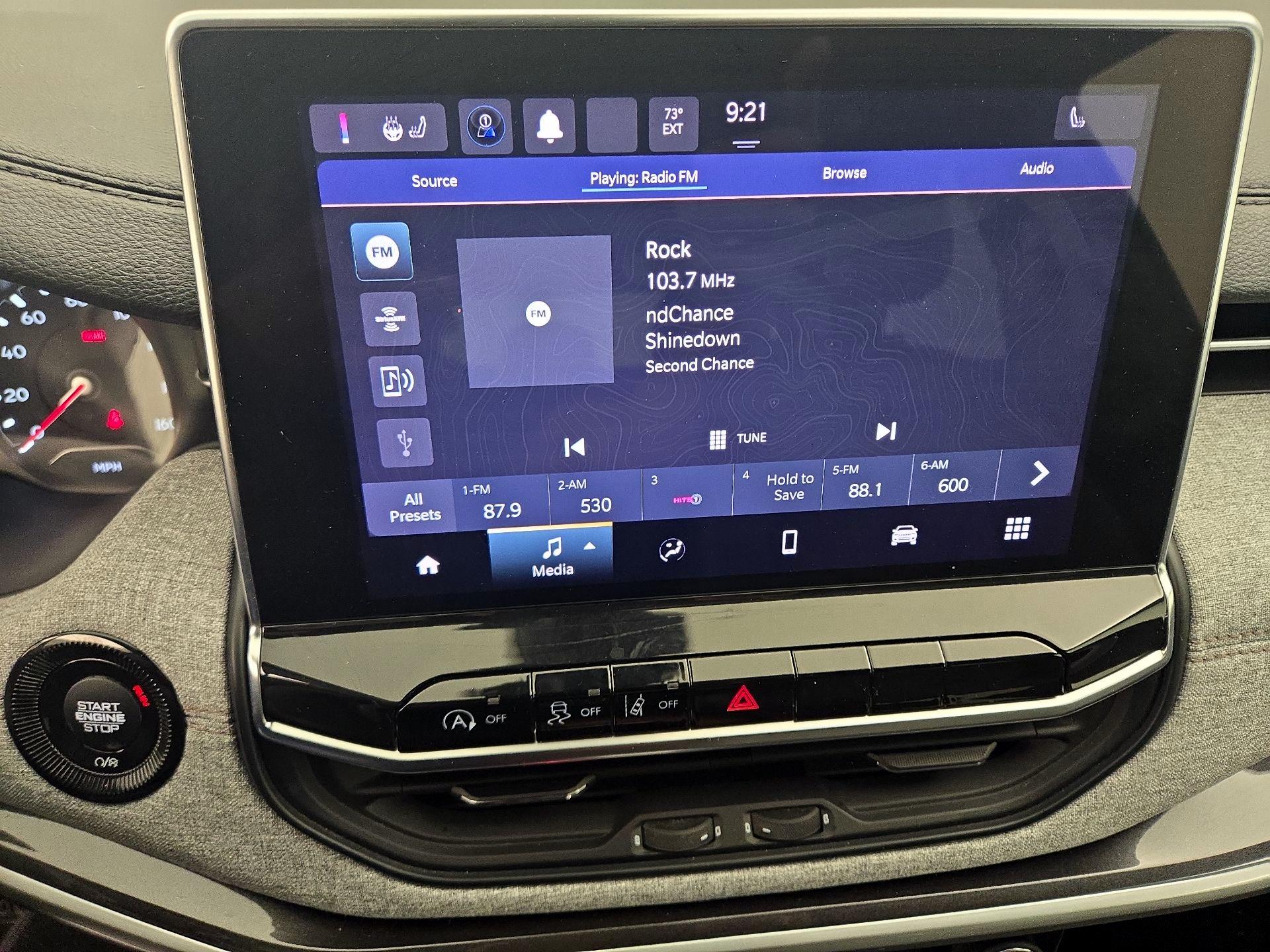 Thumbnail: 2023 Jeep Compass - 15