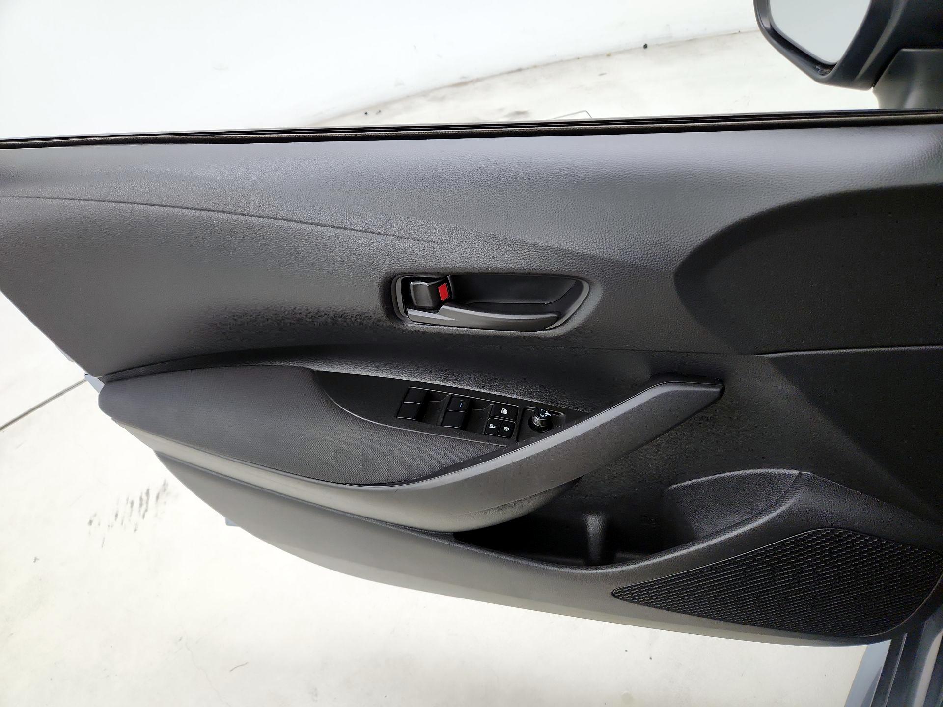 Thumbnail: 2025 Toyota Corolla - 12