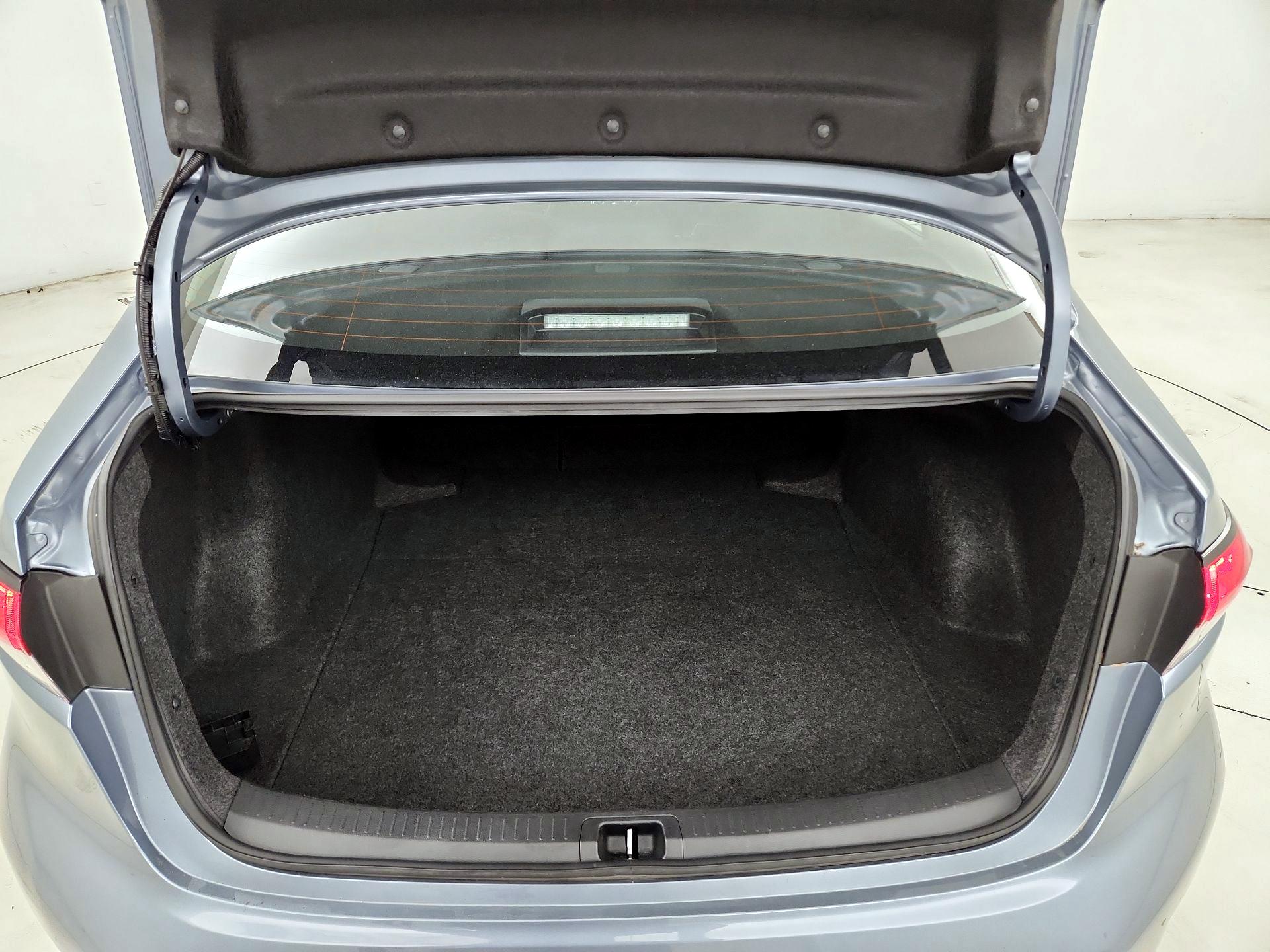 Thumbnail: 2025 Toyota Corolla - 20