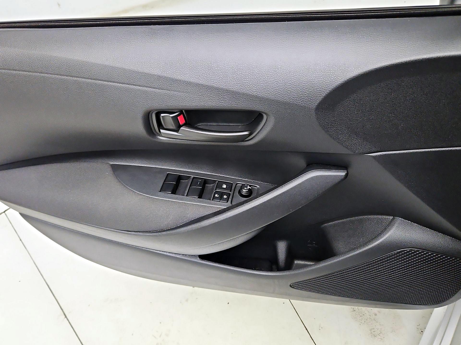 Thumbnail: 2025 Toyota Corolla - 12