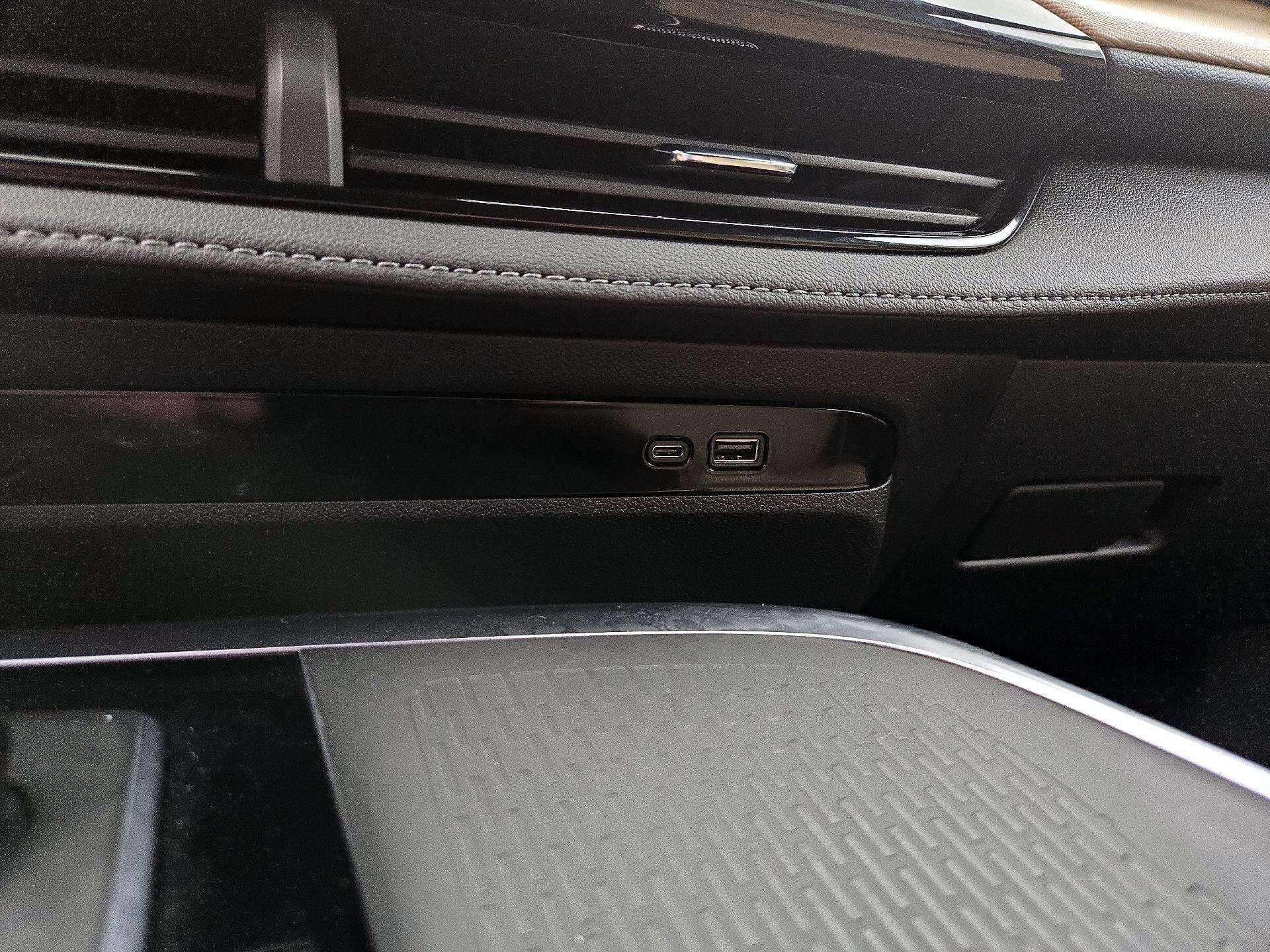 Thumbnail: 2025 Buick Enclave - 19