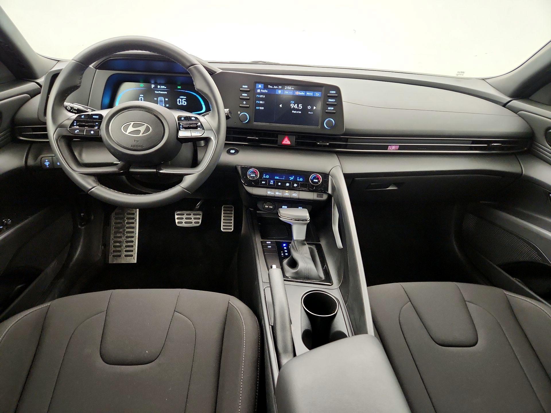 Thumbnail: 2025 Hyundai Elantra - 9