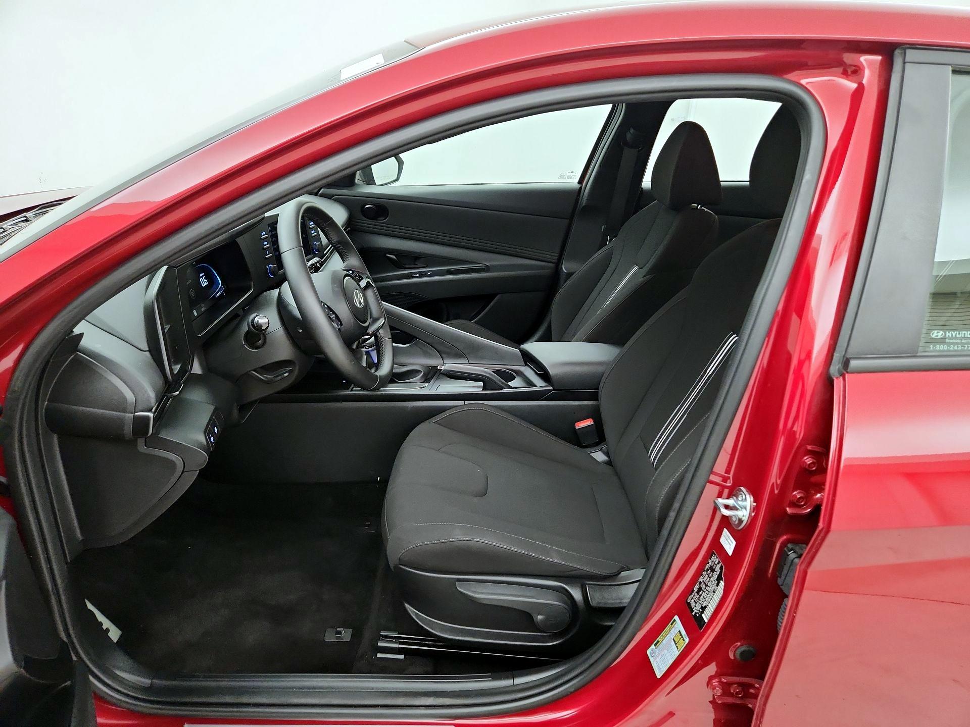 Thumbnail: 2025 Hyundai Elantra - 11