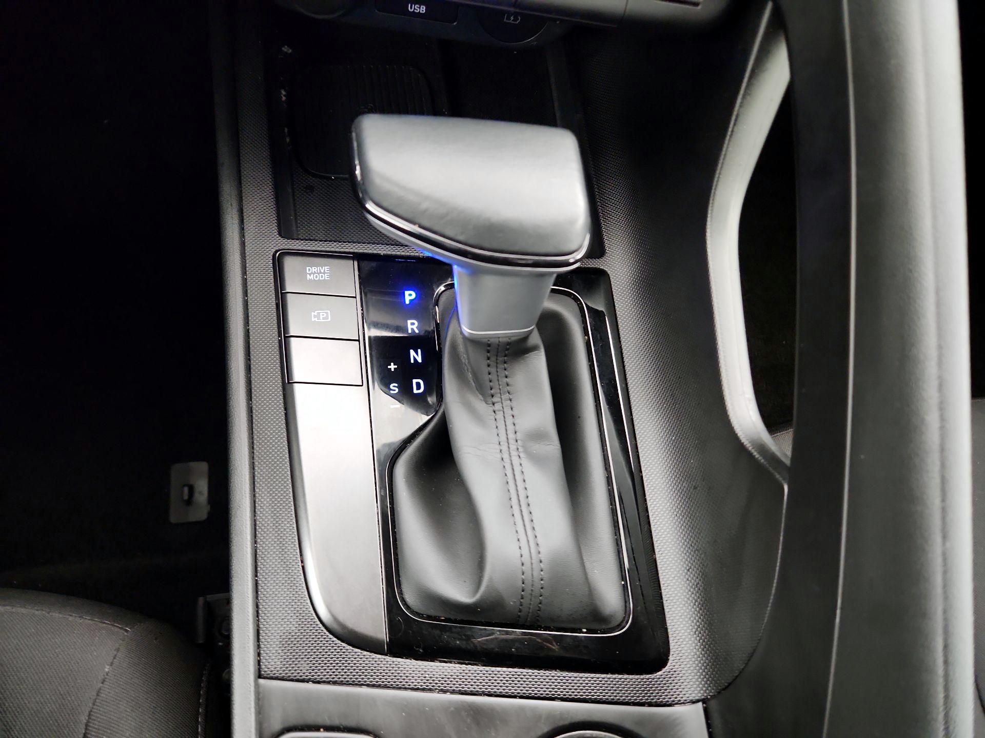 Thumbnail: 2025 Hyundai Elantra - 17