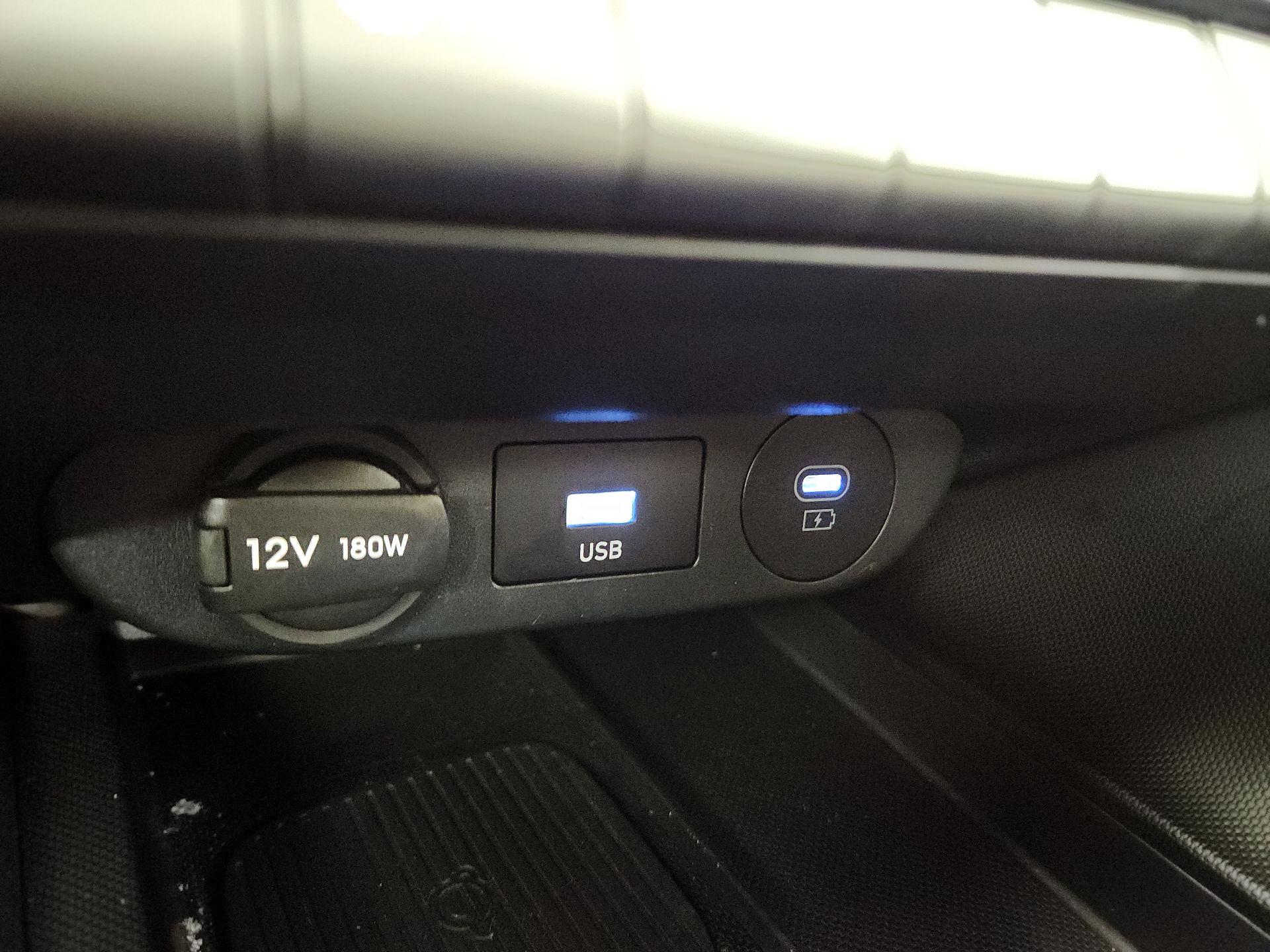 Thumbnail: 2025 Hyundai Elantra - 18