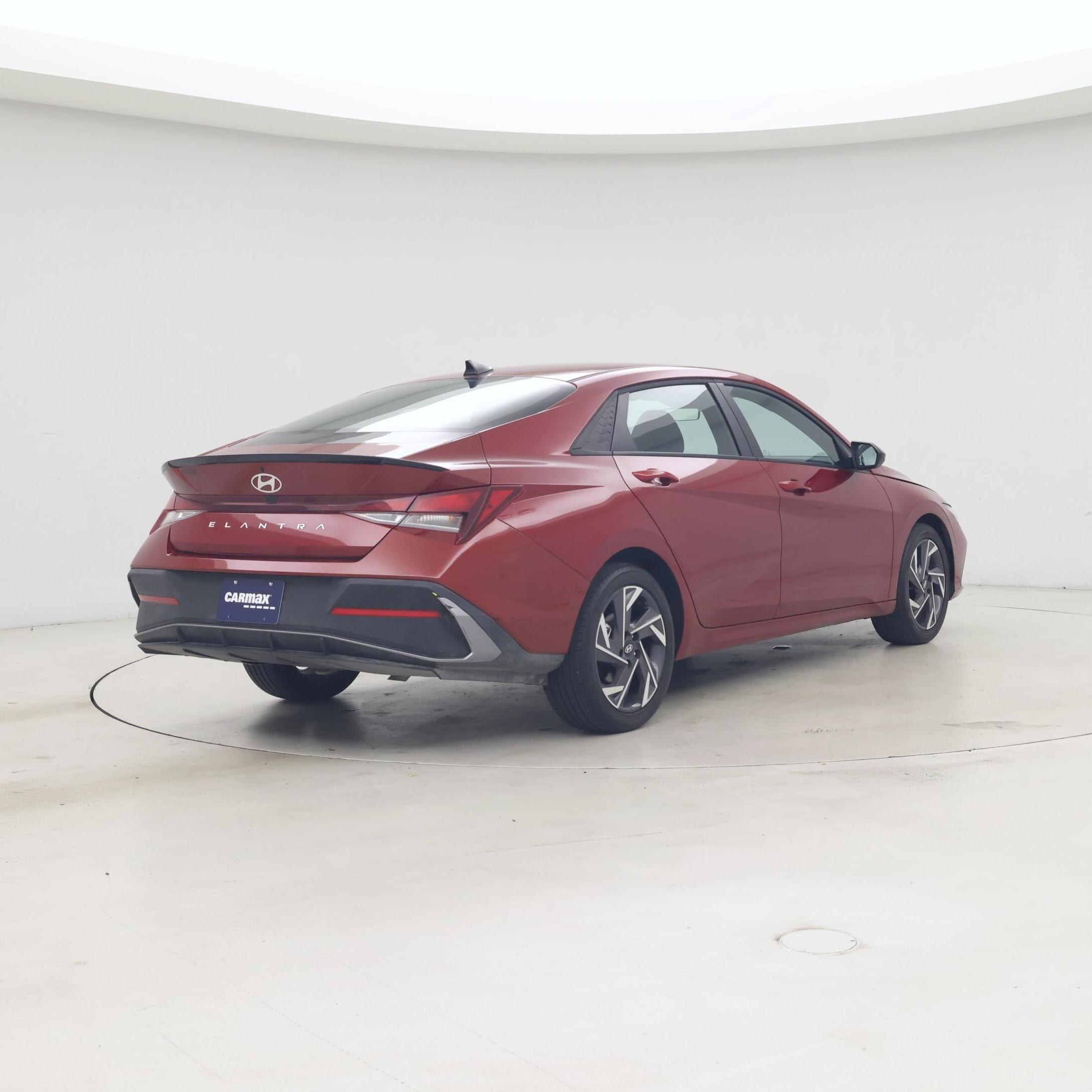 Thumbnail: 2025 Hyundai Elantra - 8