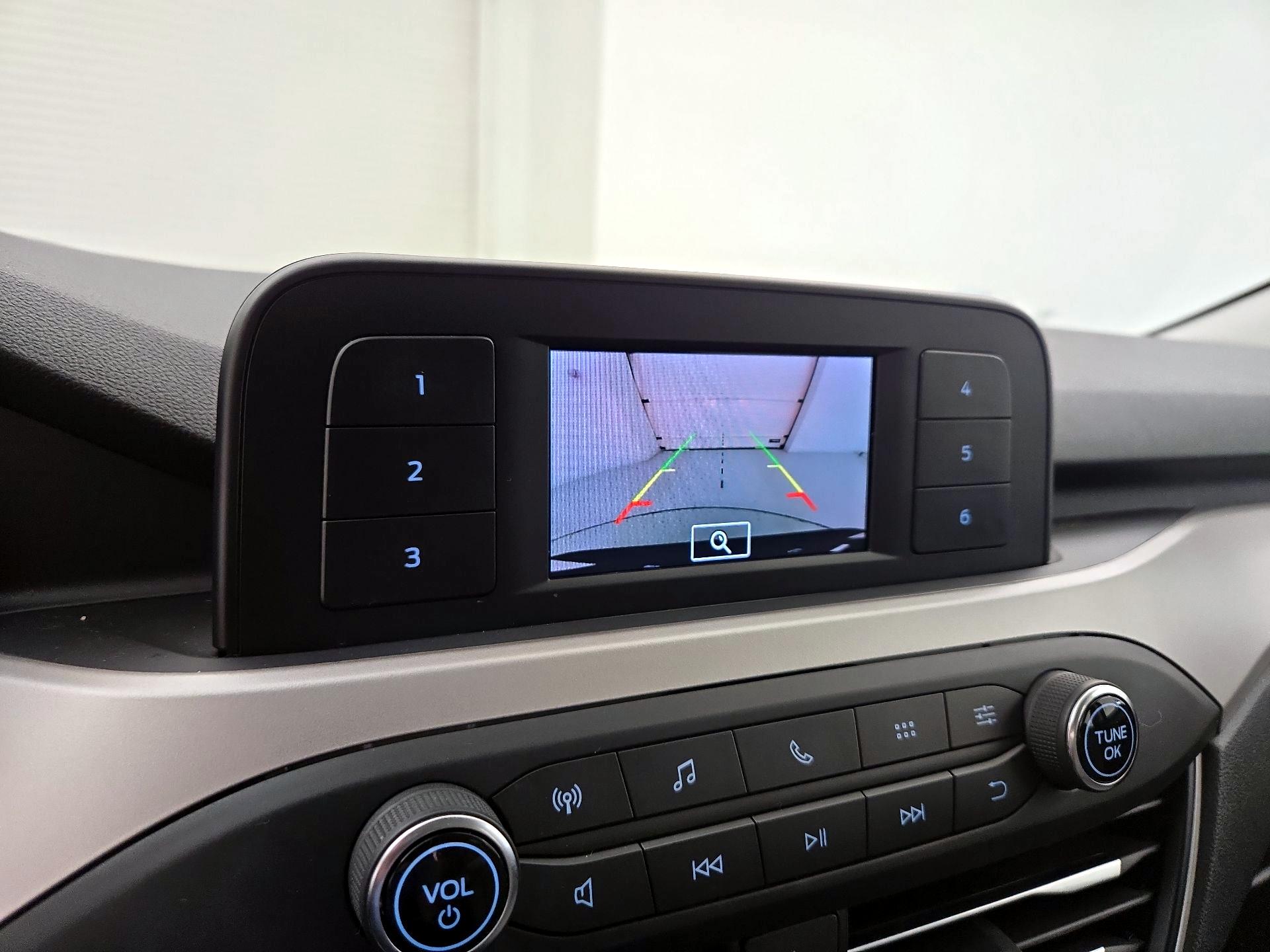 Thumbnail: 2022 Ford Escape - 14