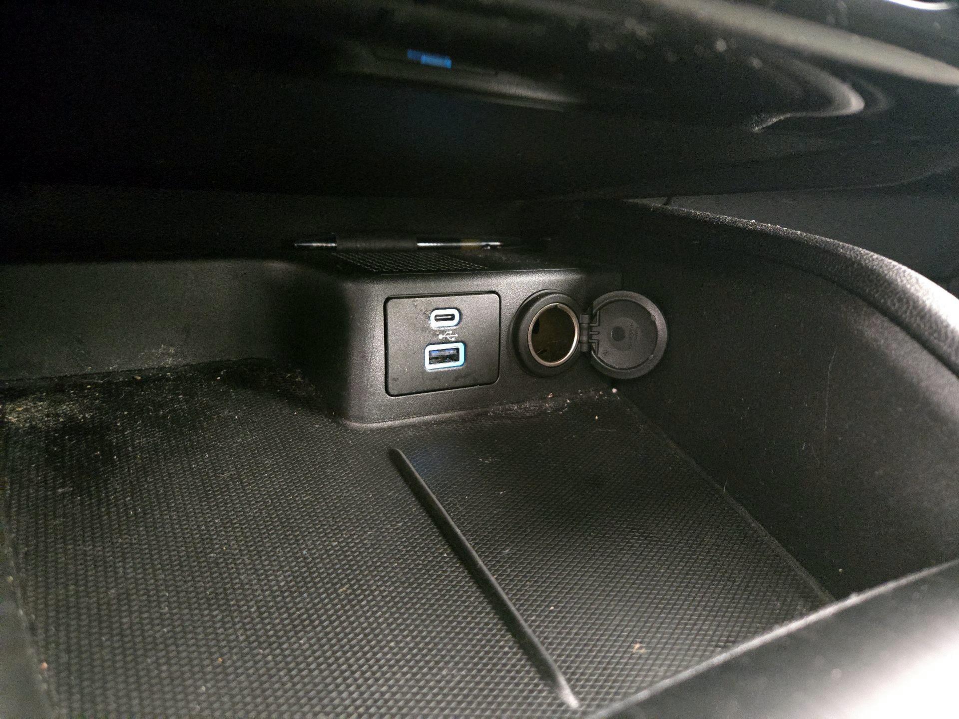 Thumbnail: 2022 Ford Escape - 18