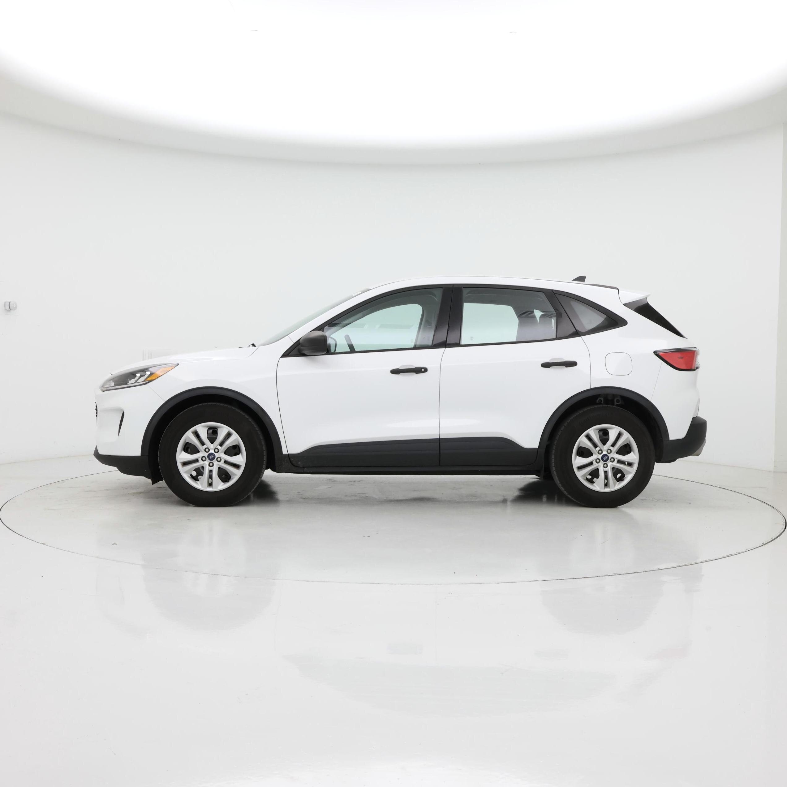 Thumbnail: 2022 Ford Escape - 3