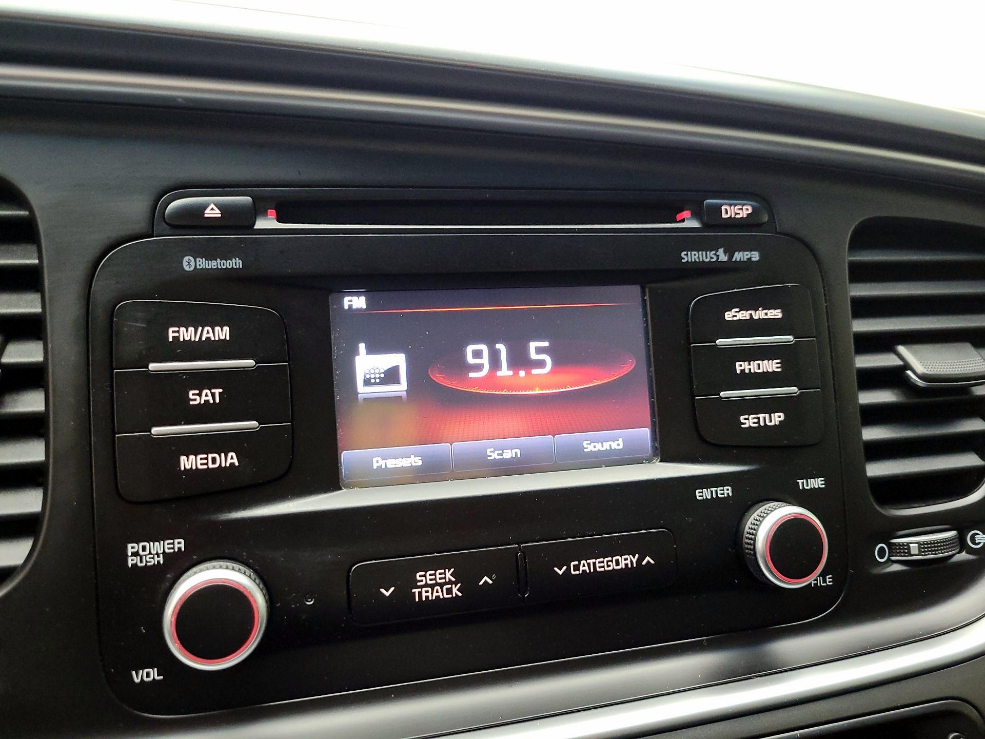 Thumbnail: 2015 Kia Optima - 15