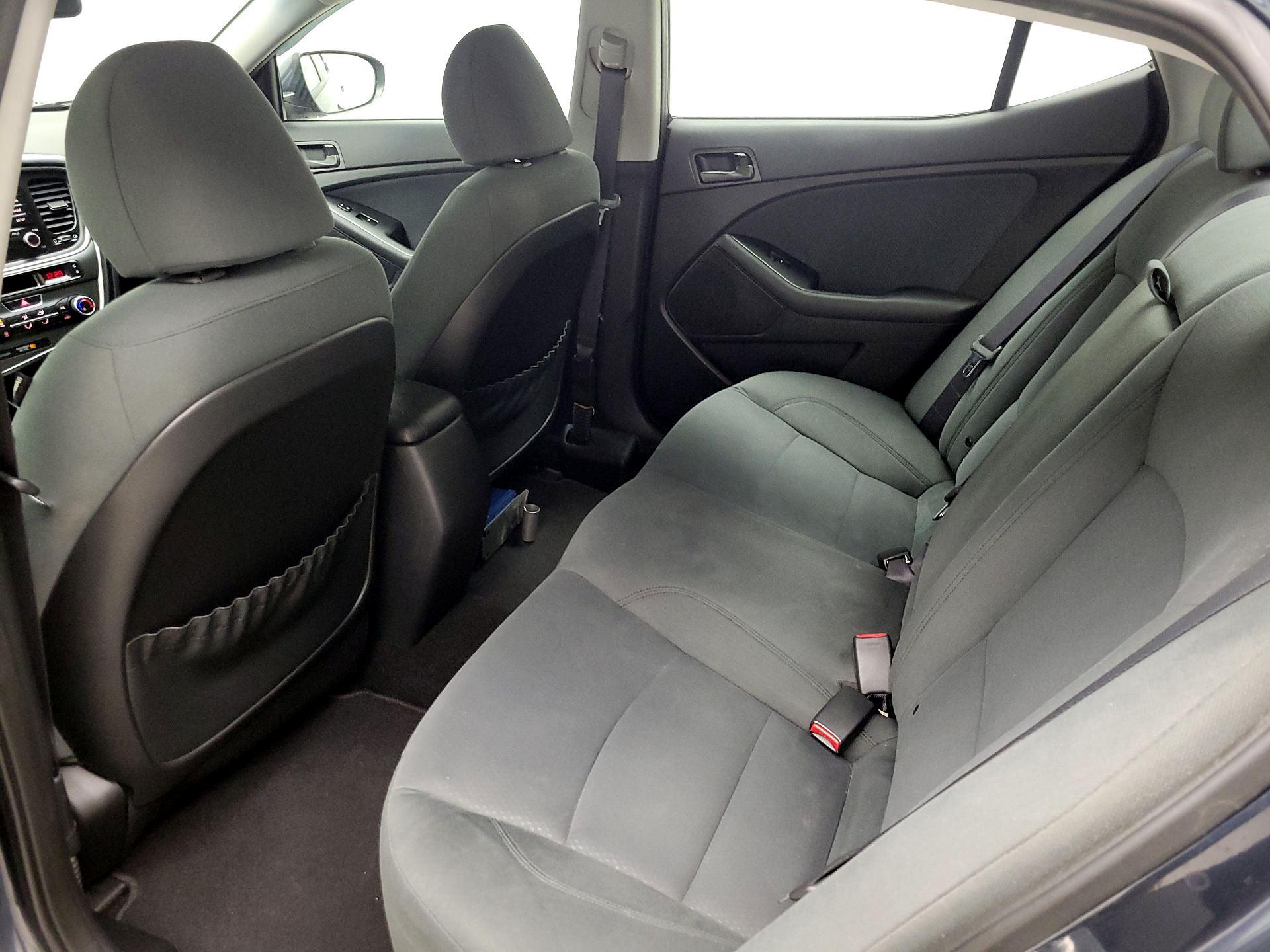 Thumbnail: 2015 Kia Optima - 19