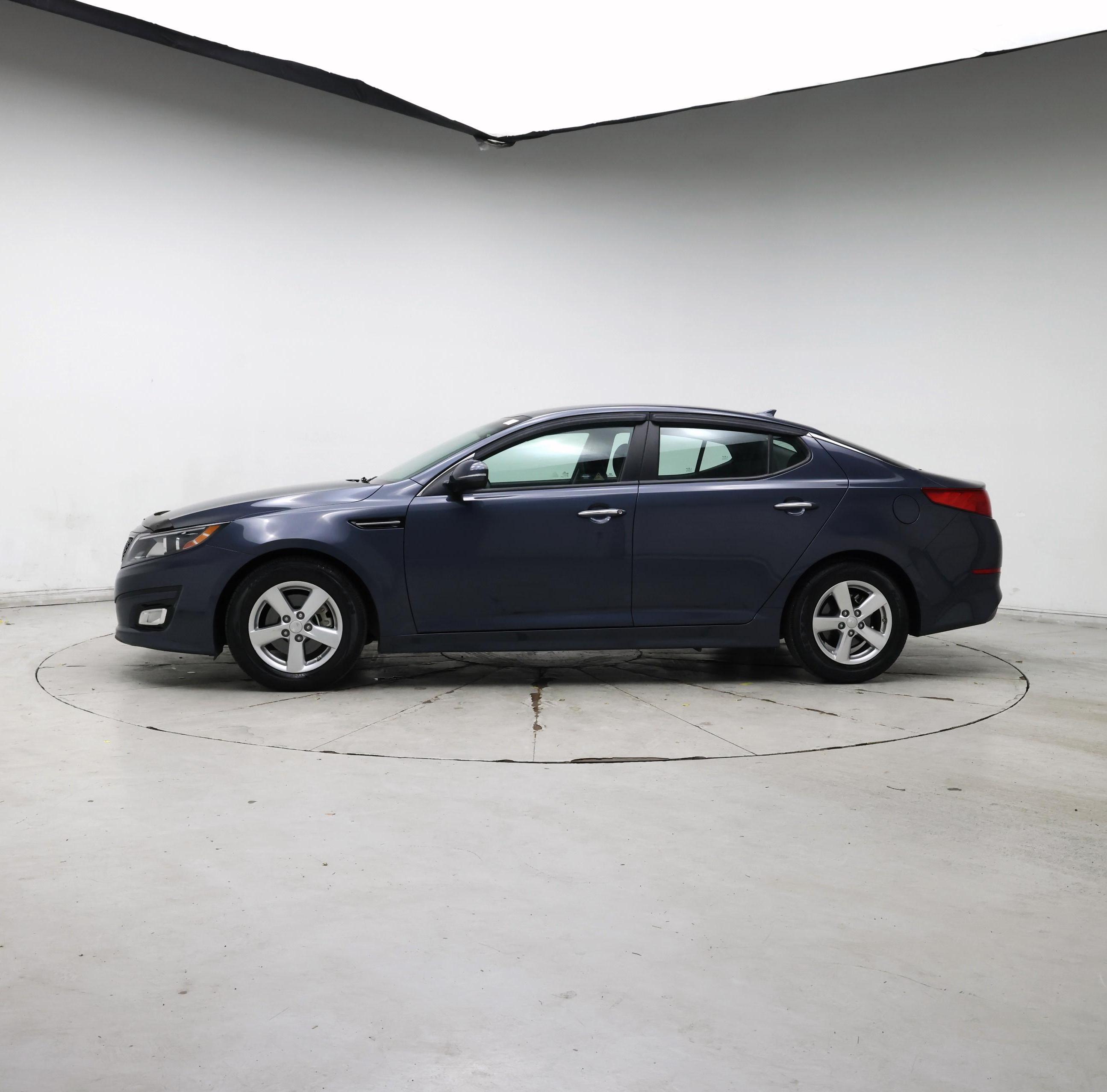 Thumbnail: 2015 Kia Optima - 3