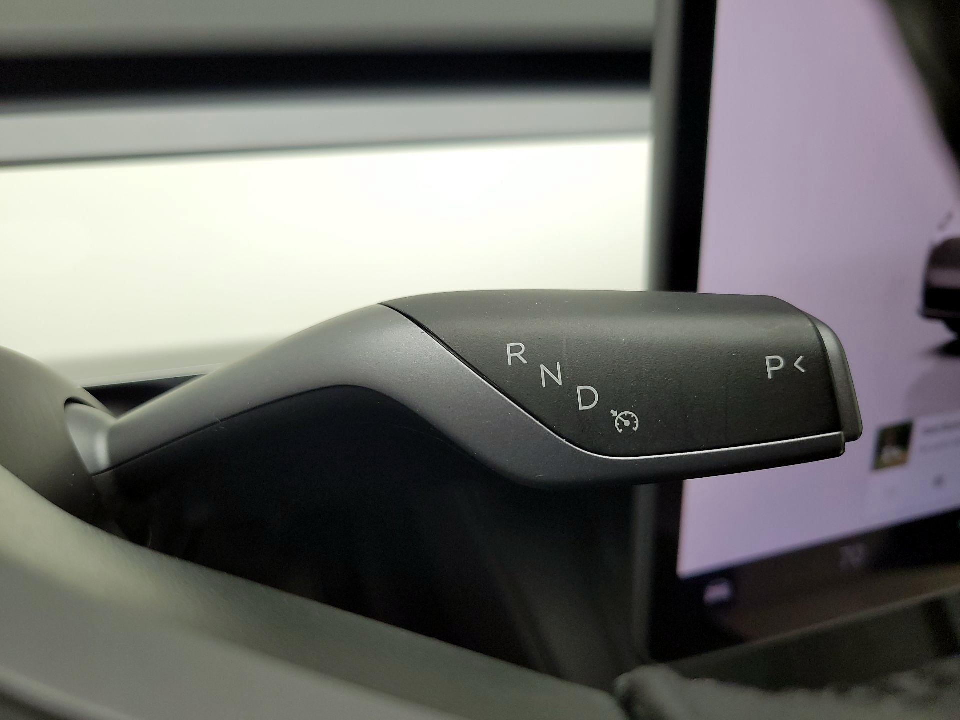 Thumbnail: 2025 Tesla Model Y - 18