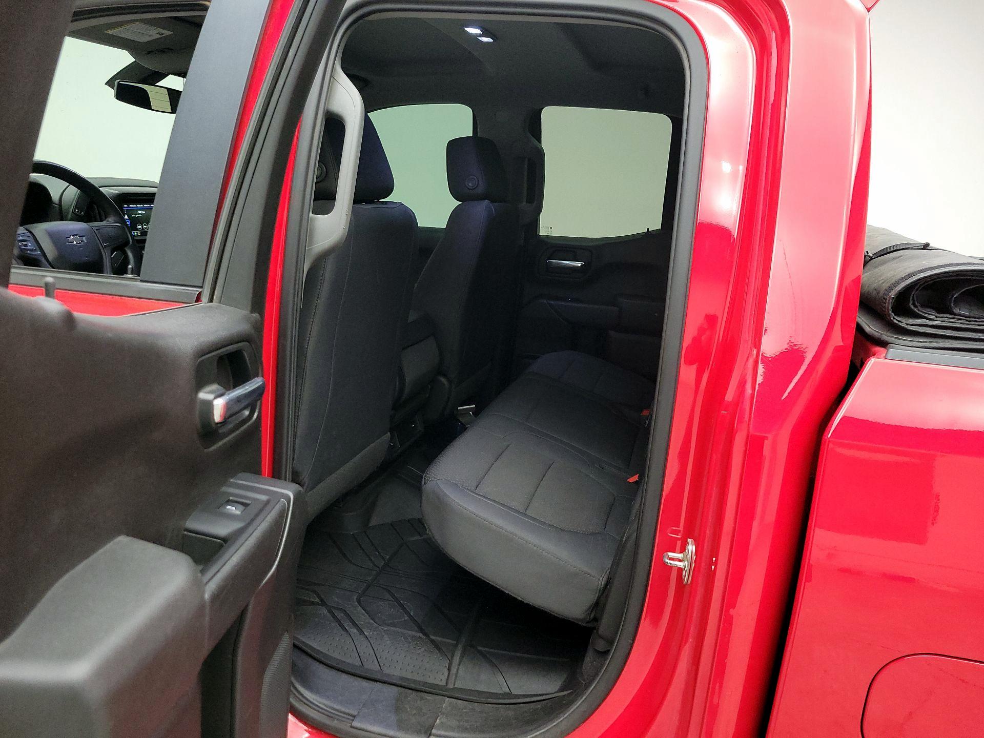 Thumbnail: 2019 Chevrolet Silverado 1500 - 19