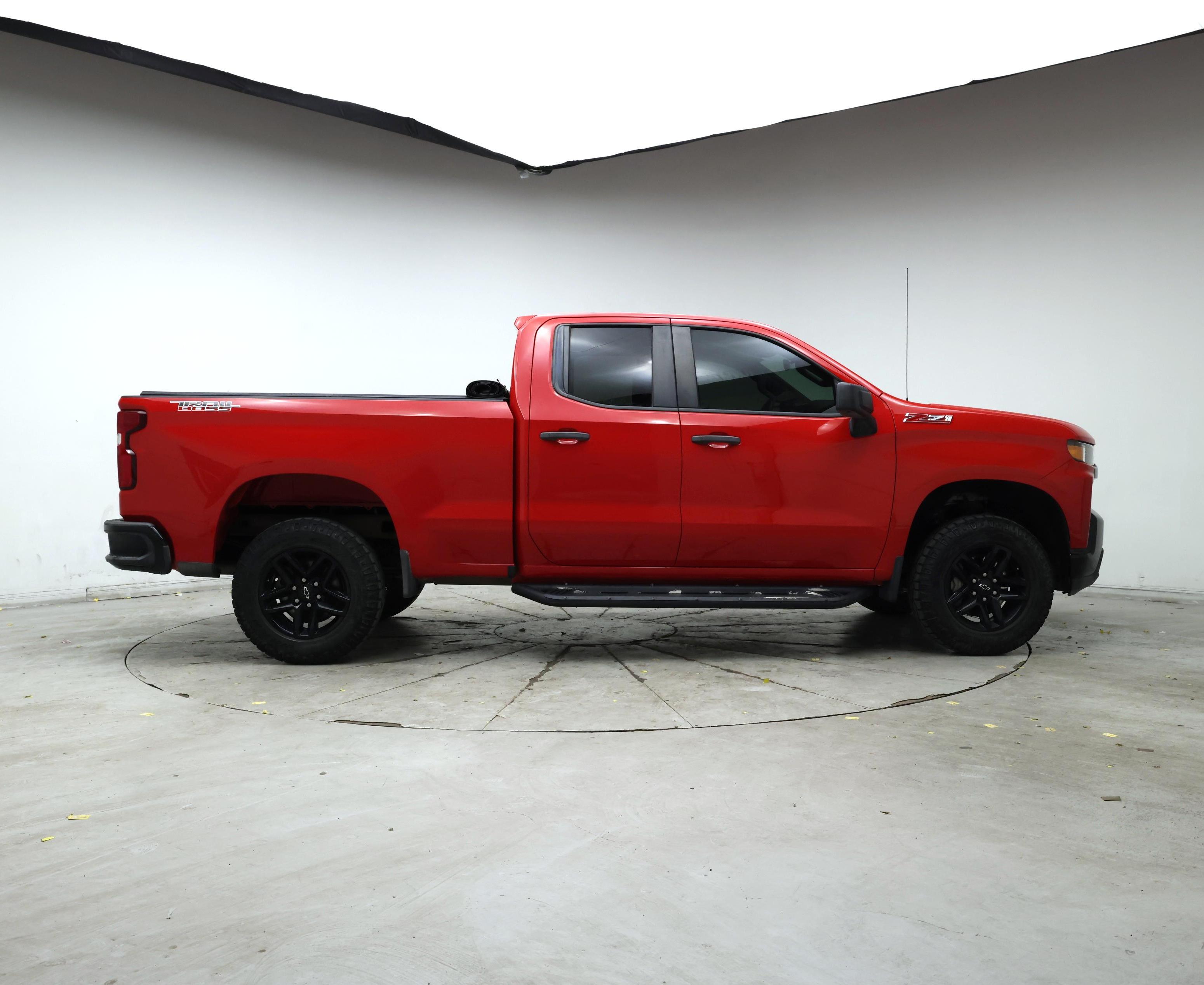 Thumbnail: 2019 Chevrolet Silverado 1500 - 3