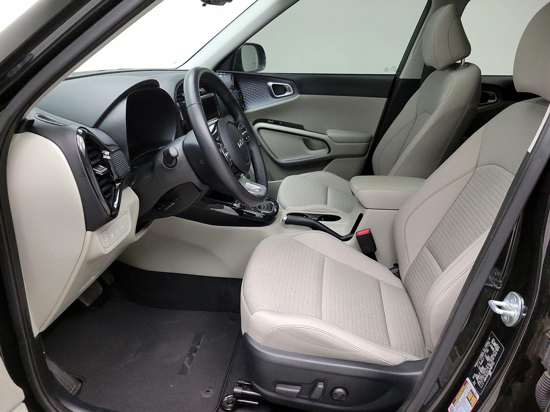 Thumbnail: 2024 Kia Soul - 11