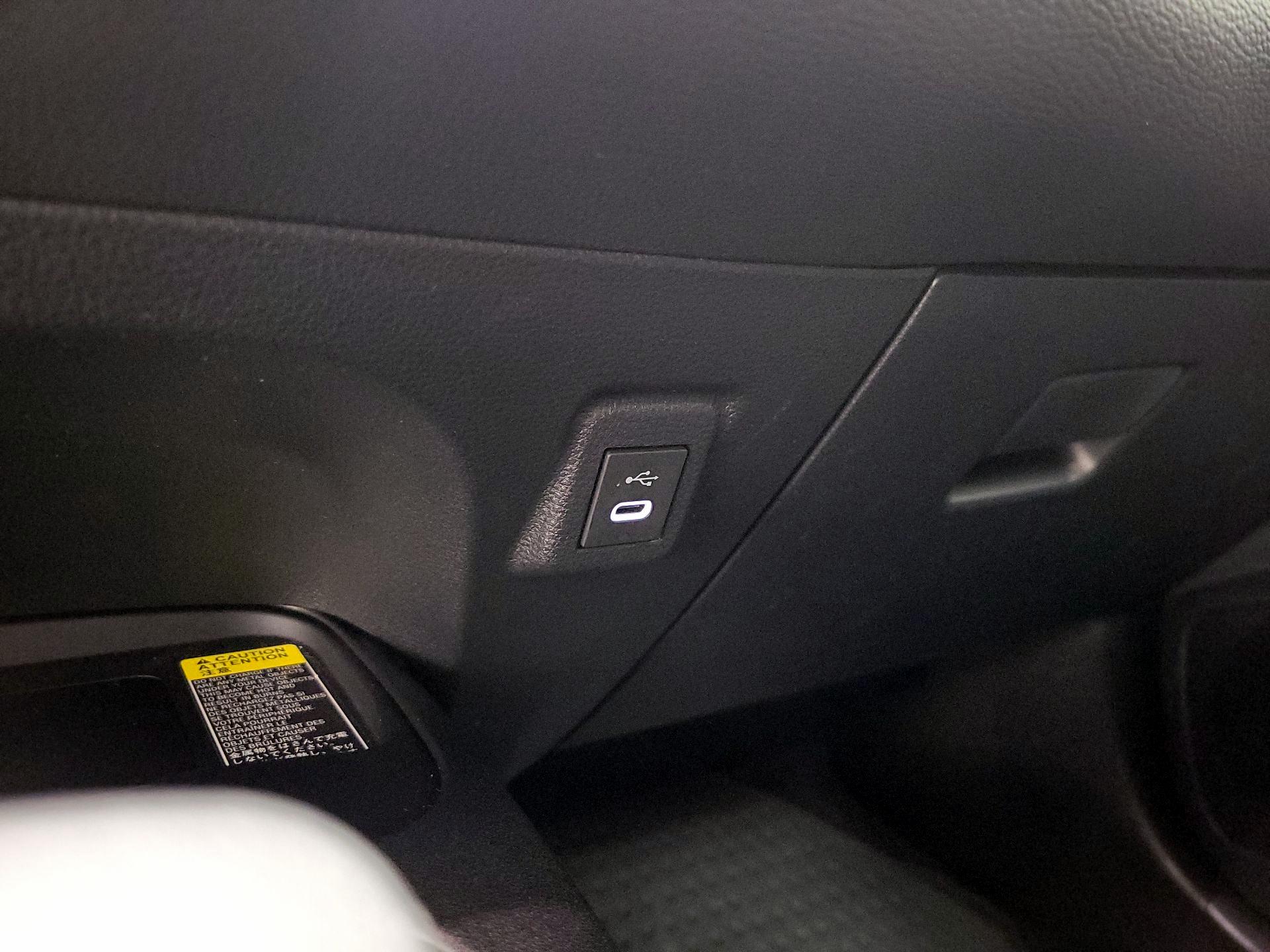 Thumbnail: 2025 Toyota Corolla - 18