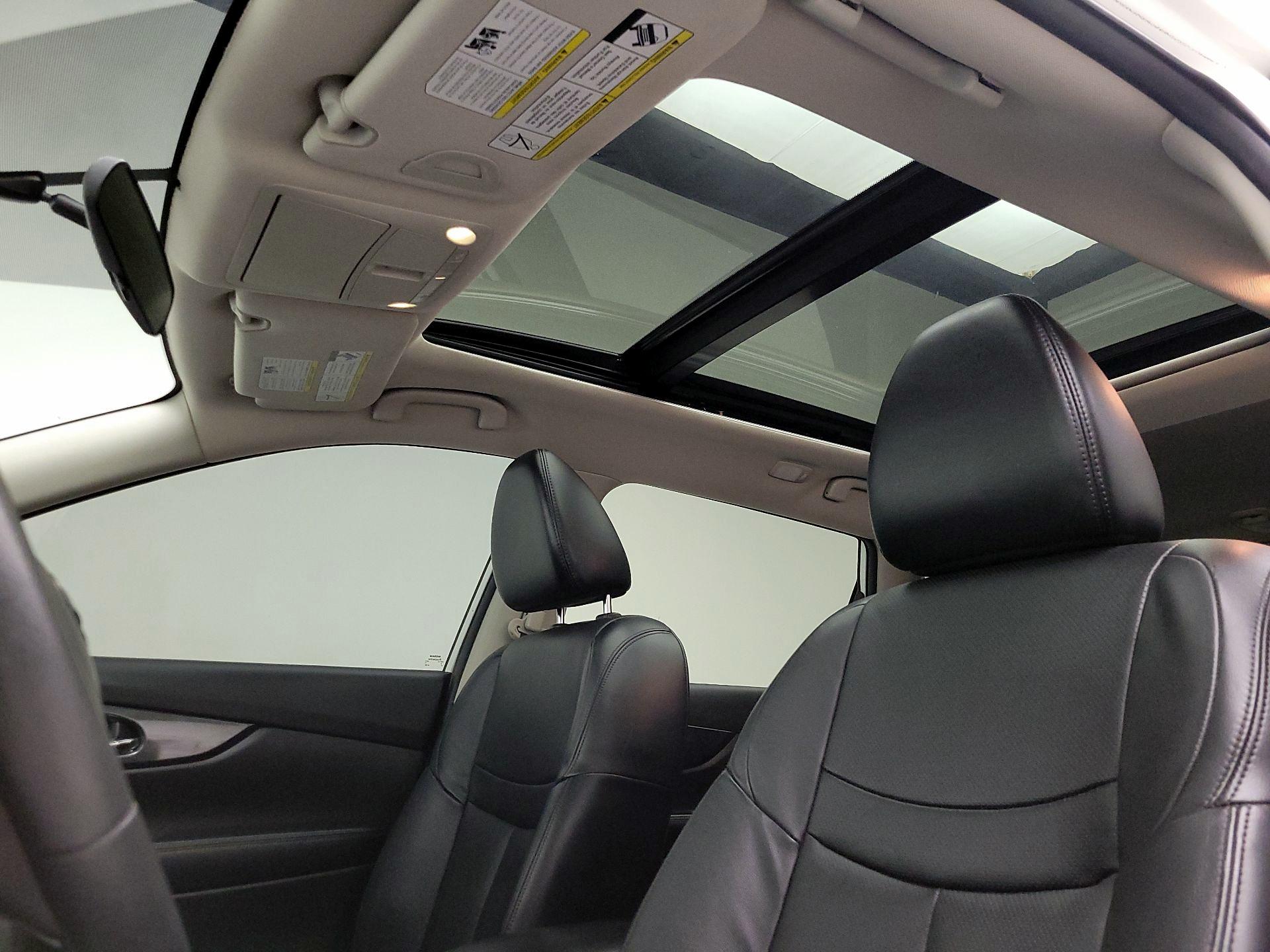 Thumbnail: 2015 Nissan Rogue - 20