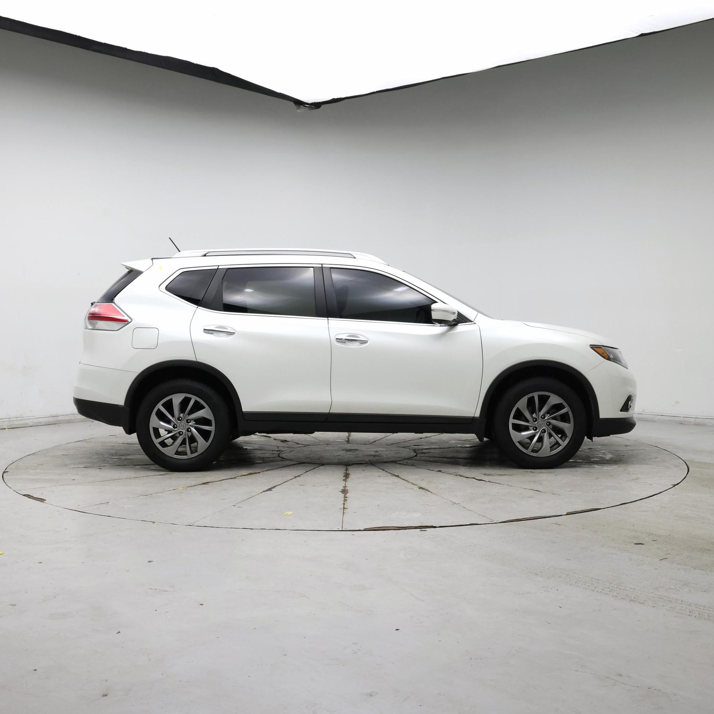 Thumbnail: 2015 Nissan Rogue - 7