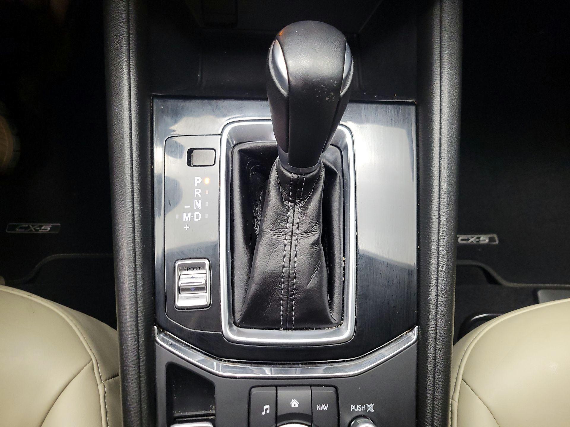 Thumbnail: 2018 Mazda CX-5 - 18