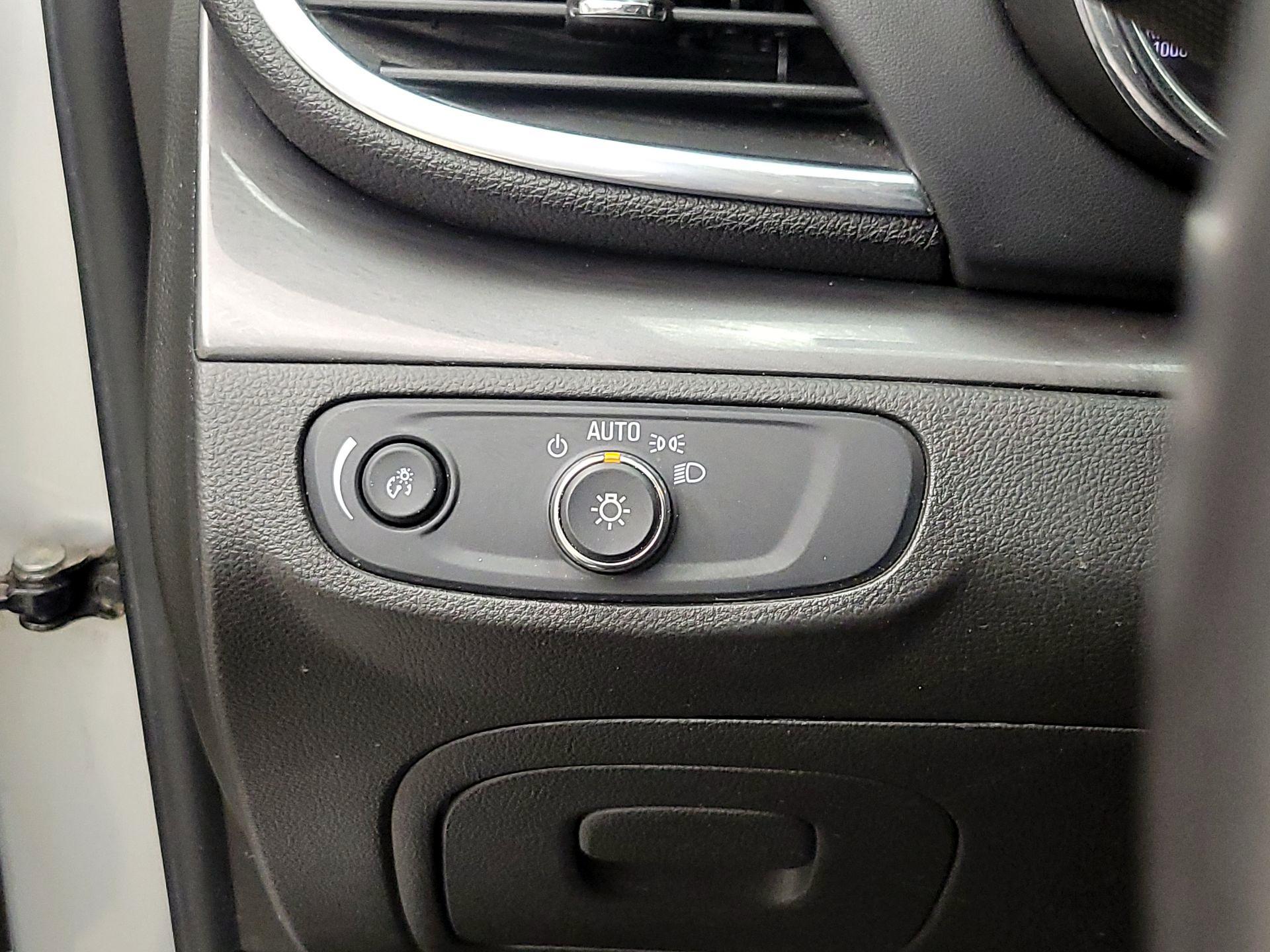 Thumbnail: 2017 Buick Encore - 13