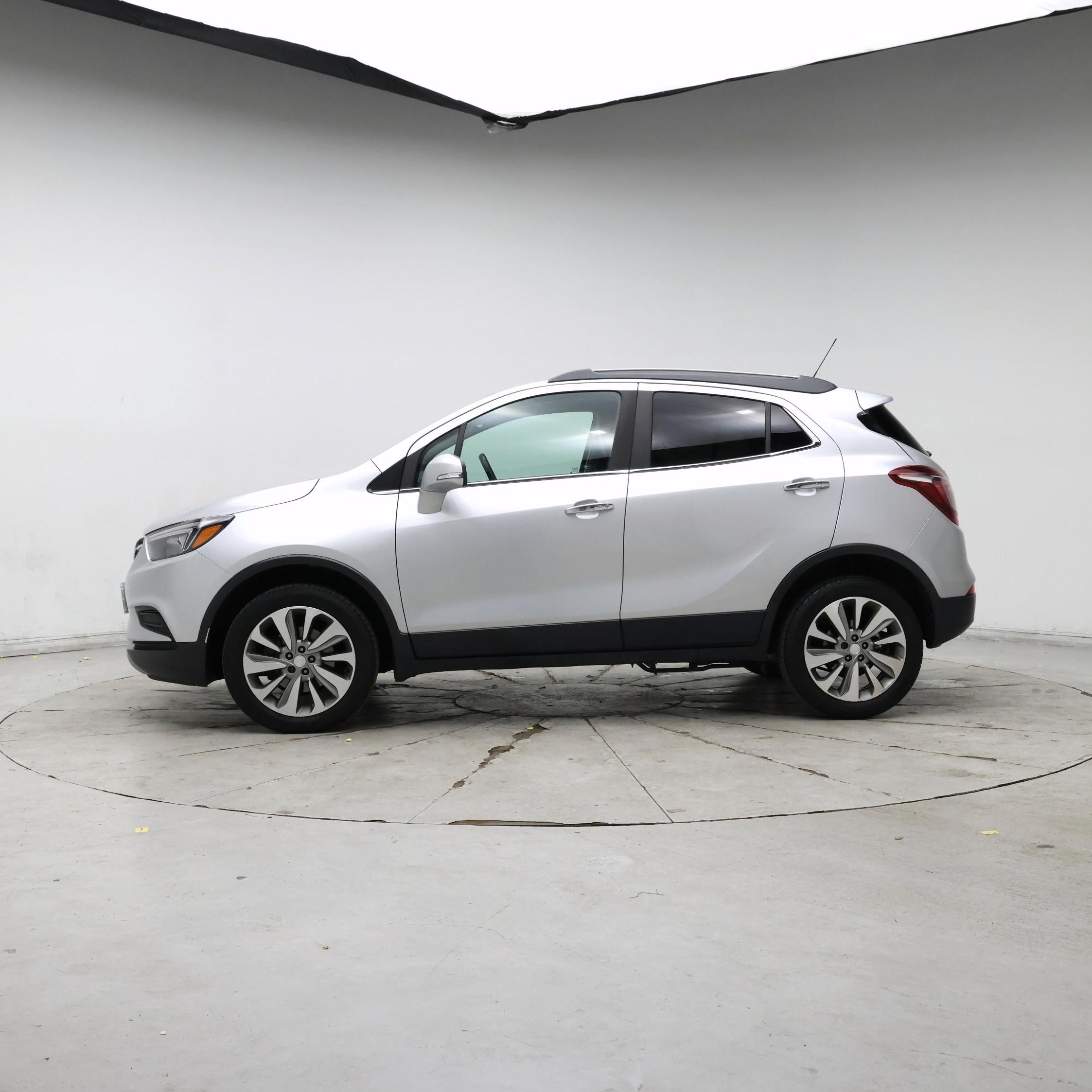 Thumbnail: 2017 Buick Encore - 3