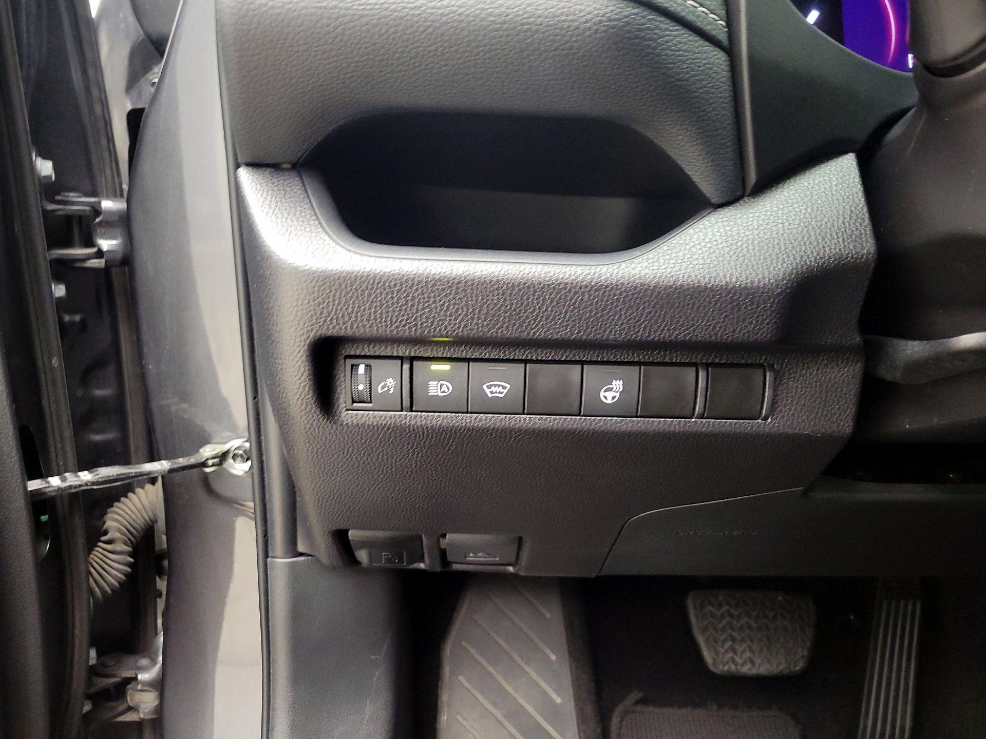 Thumbnail: 2024 Toyota RAV4 - 13