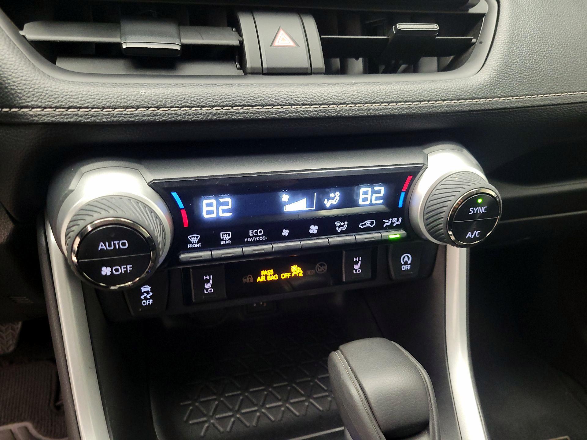 Thumbnail: 2024 Toyota RAV4 - 16